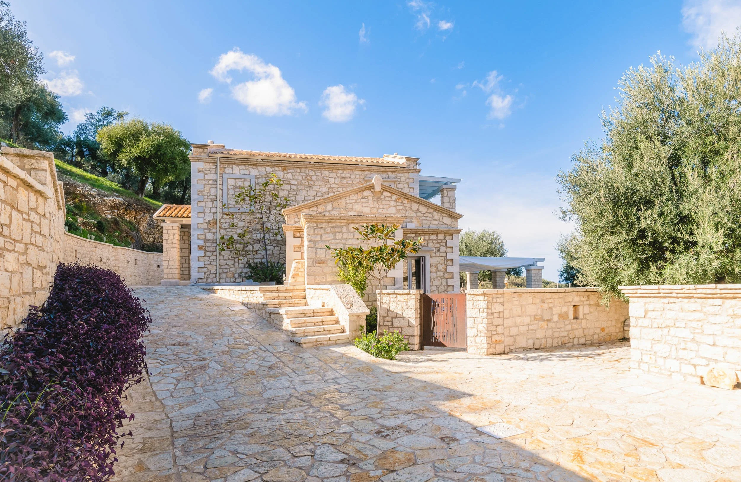 OVR_Villa_Stone-3.jpg
