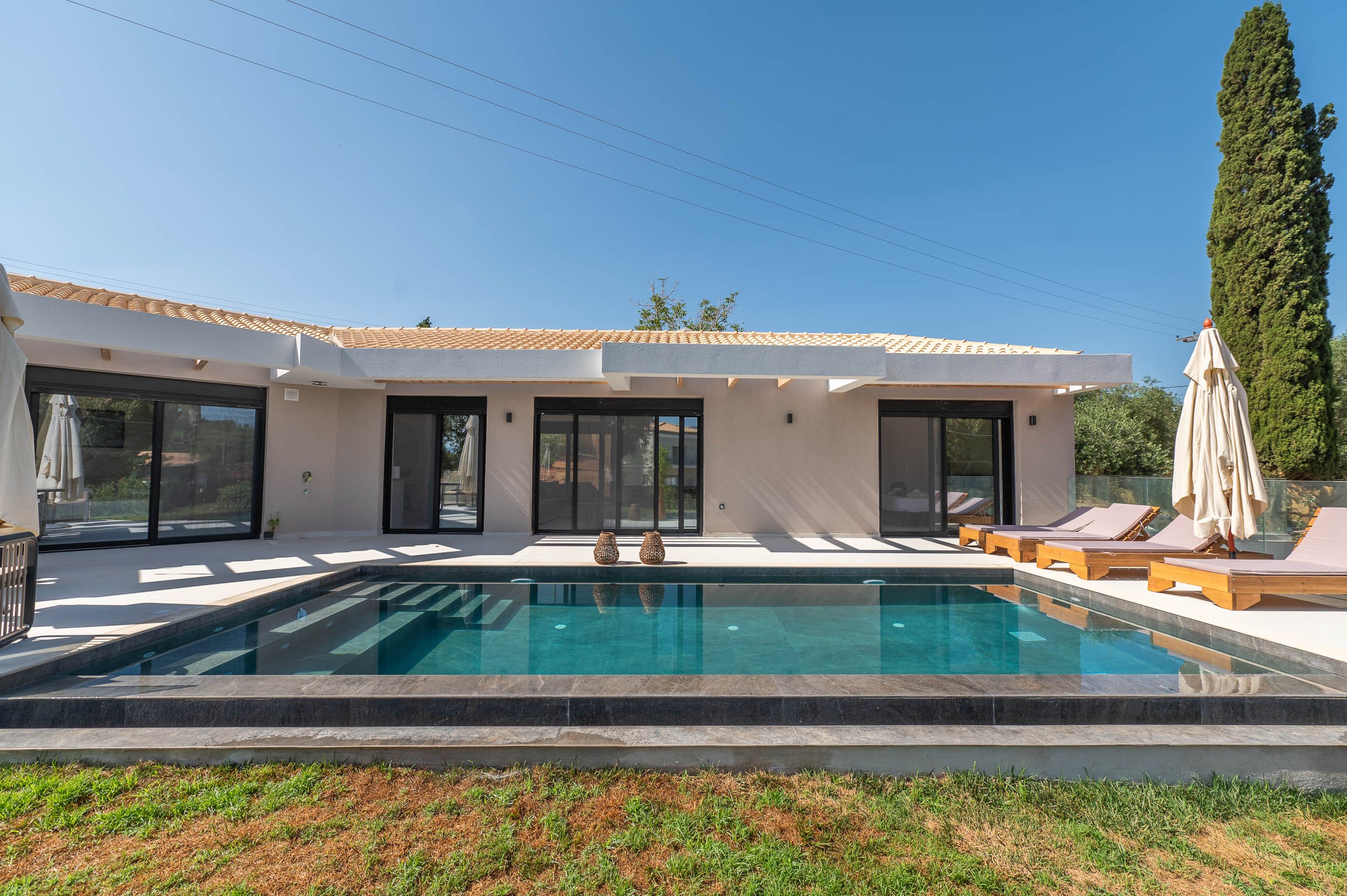 Villa Olympia - 36.jpg