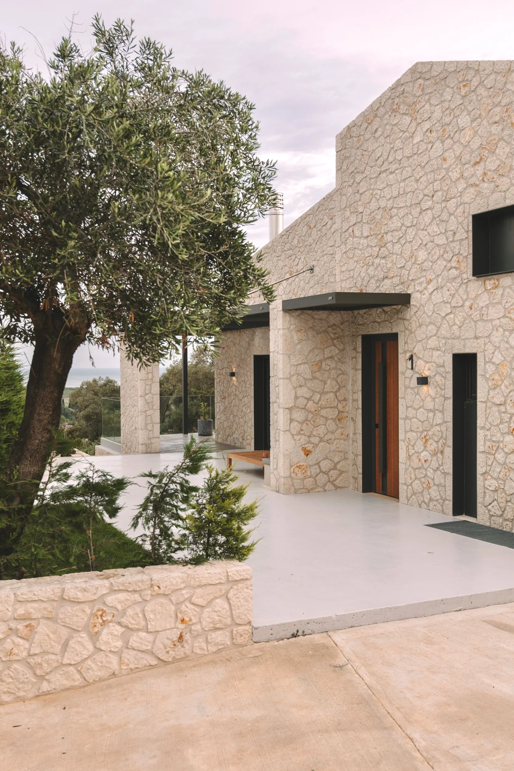 Manelly Creator House - Luxury Stone House-34.jpg