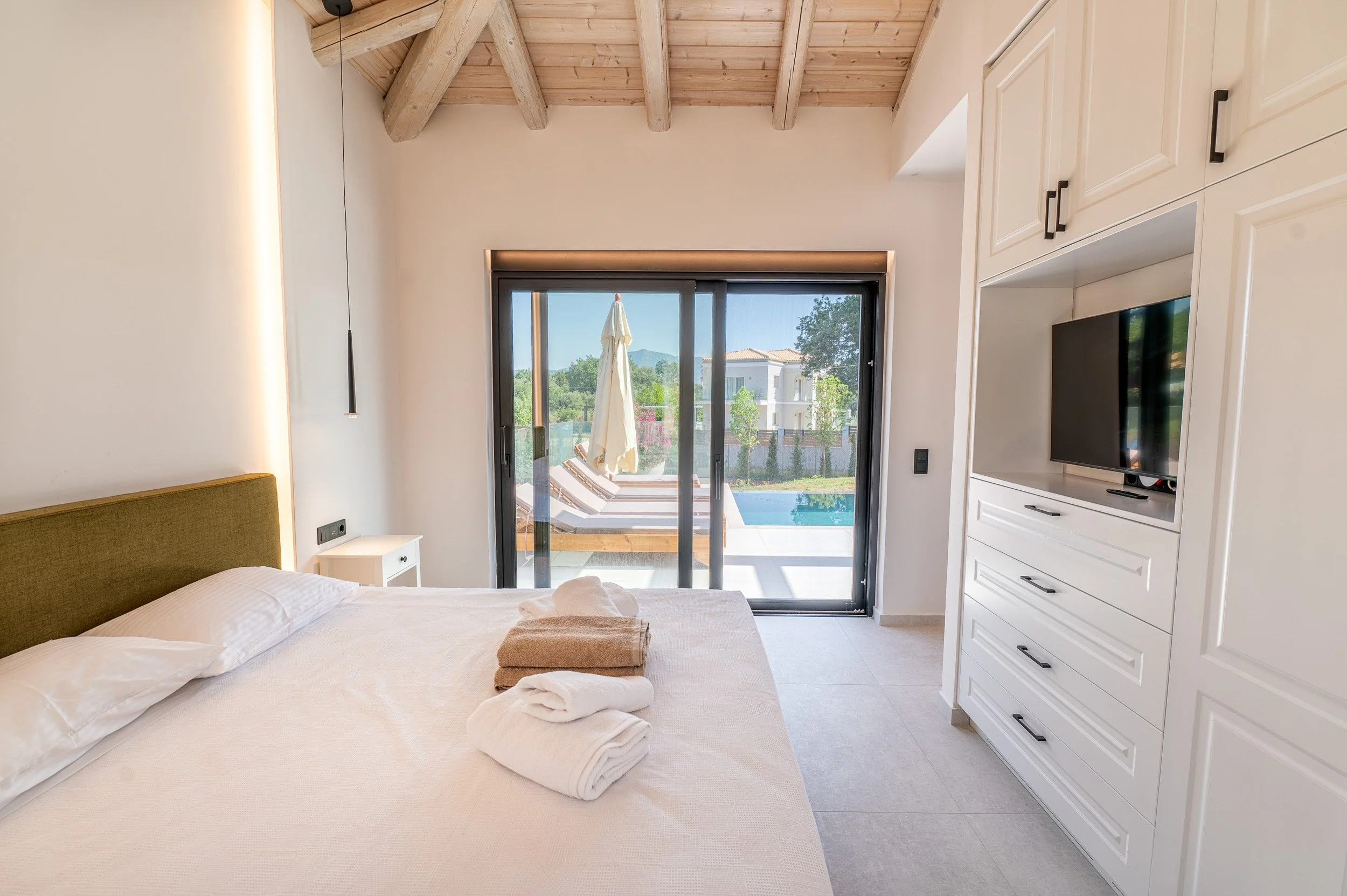 Villa Olympia - 10.jpg