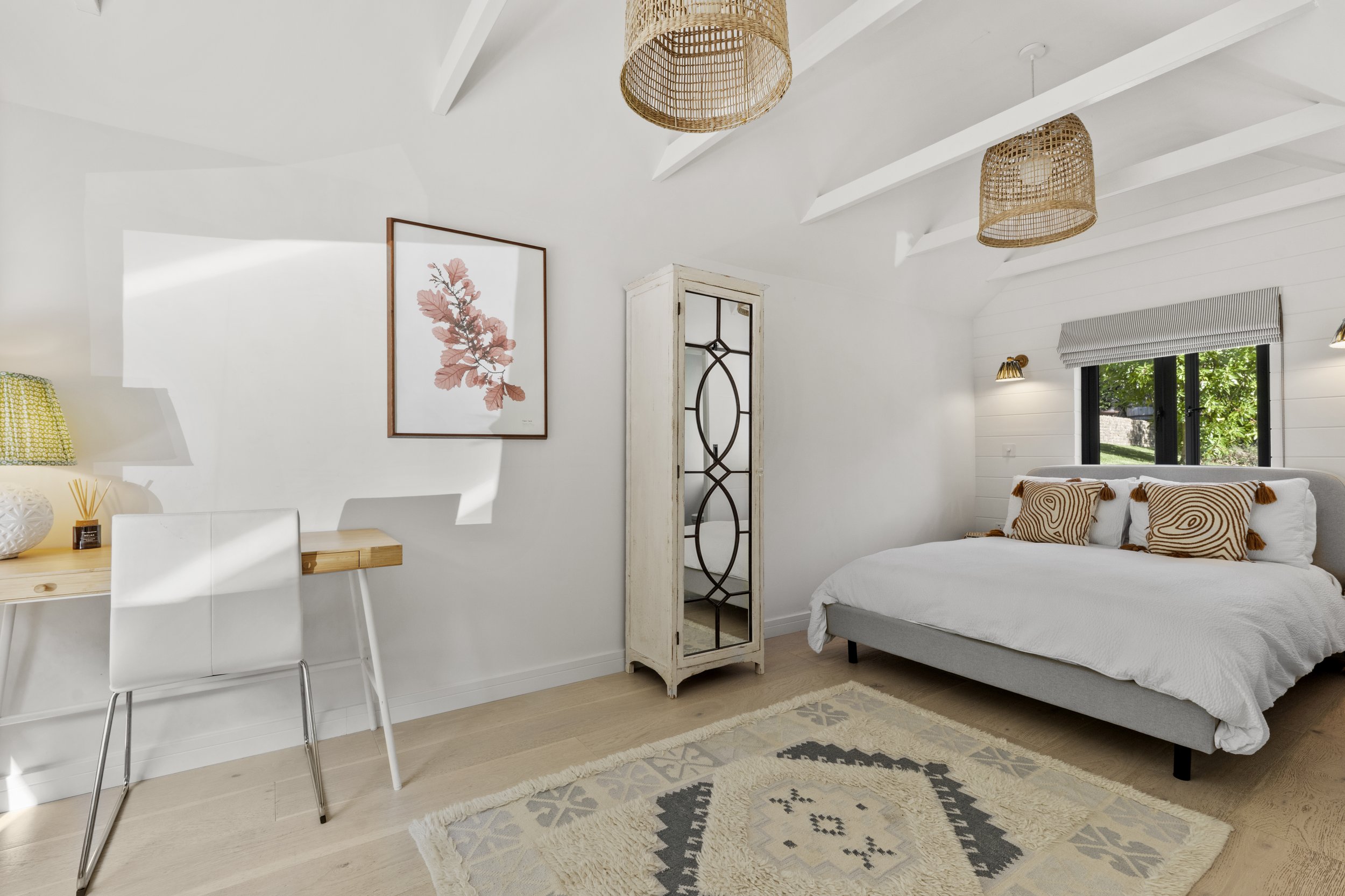 1960s SEAVIEW REMODEL