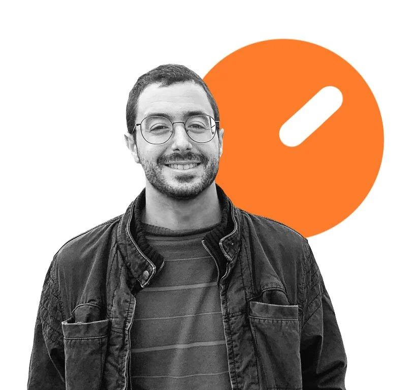 Copia de Copia de 200827_WebsiteImage_HeadshotShaved.jpg