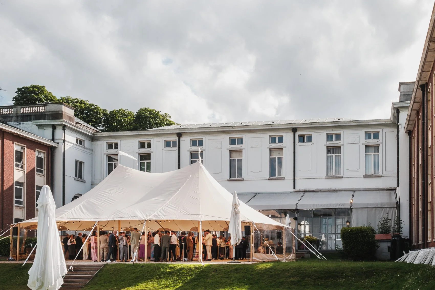 Lensmens - huwelijksfotograaf Olga Niels Leuven Tervuren Afrikapaleis-38.jpg