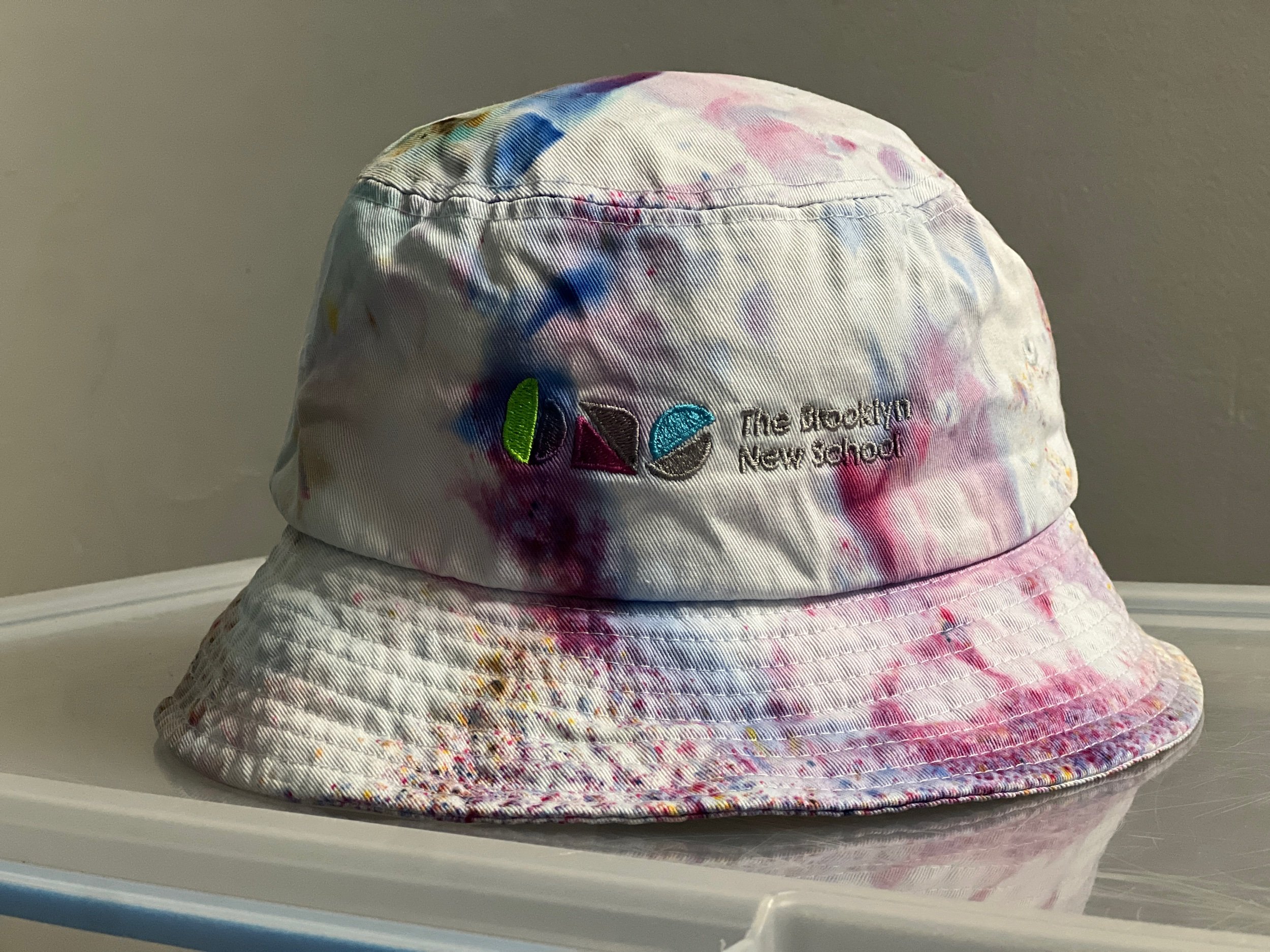 帽子 lad musician PAINT ROSE + CAT BUCKET HAT 帽子 lad musician PAINT ROSE + CAT BUCKET HAT 帽子 lad