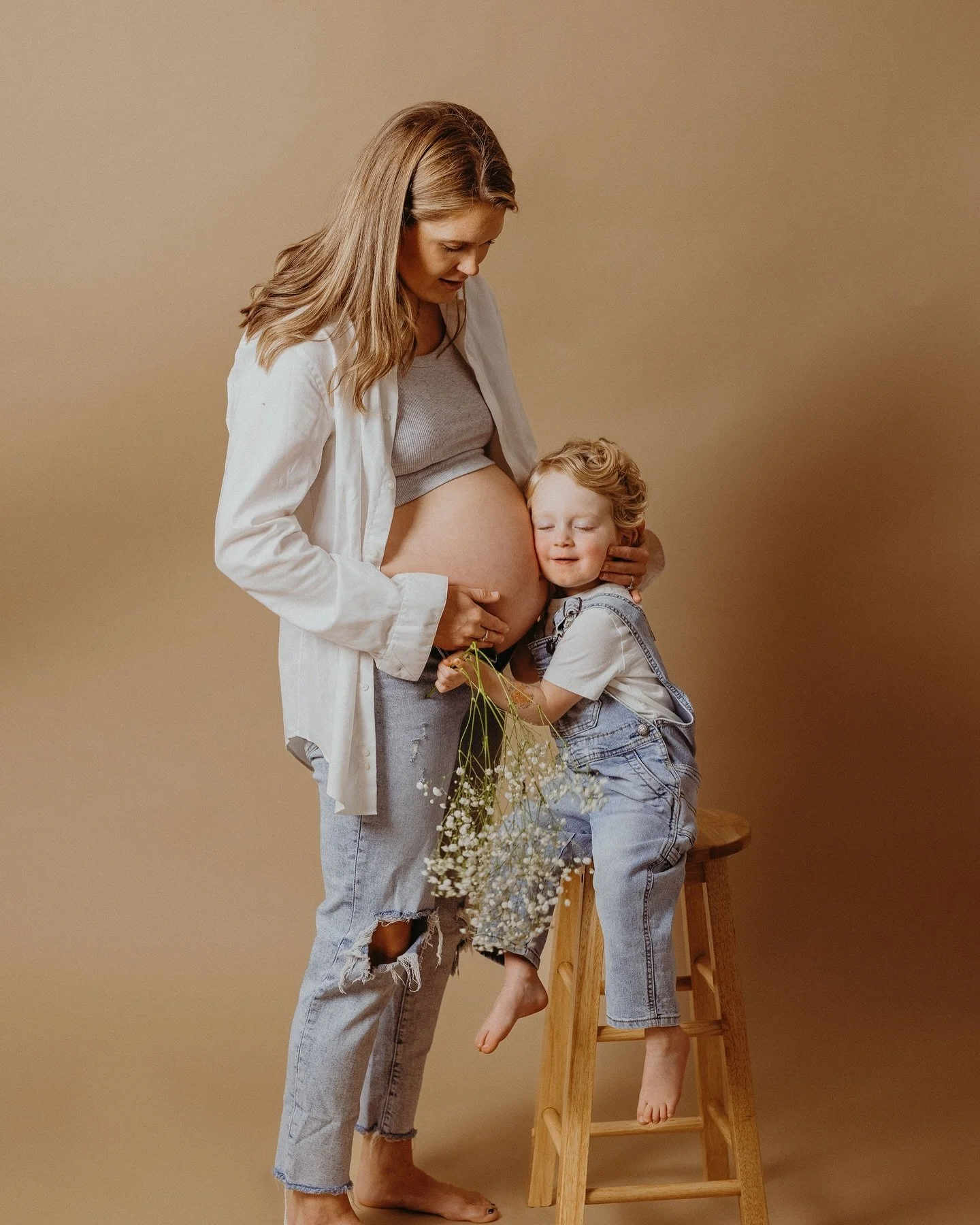 I can already tell they&rsquo;re going to be the best of friends! 🥹 Studio sessions are in full swing&mdash;DM us to book a spot! 💌
.
.
.
#familyphotography #bostonfamilyphotographer #newbornphotograpy #bostonnewbornphotographer #newbornphotos #ins