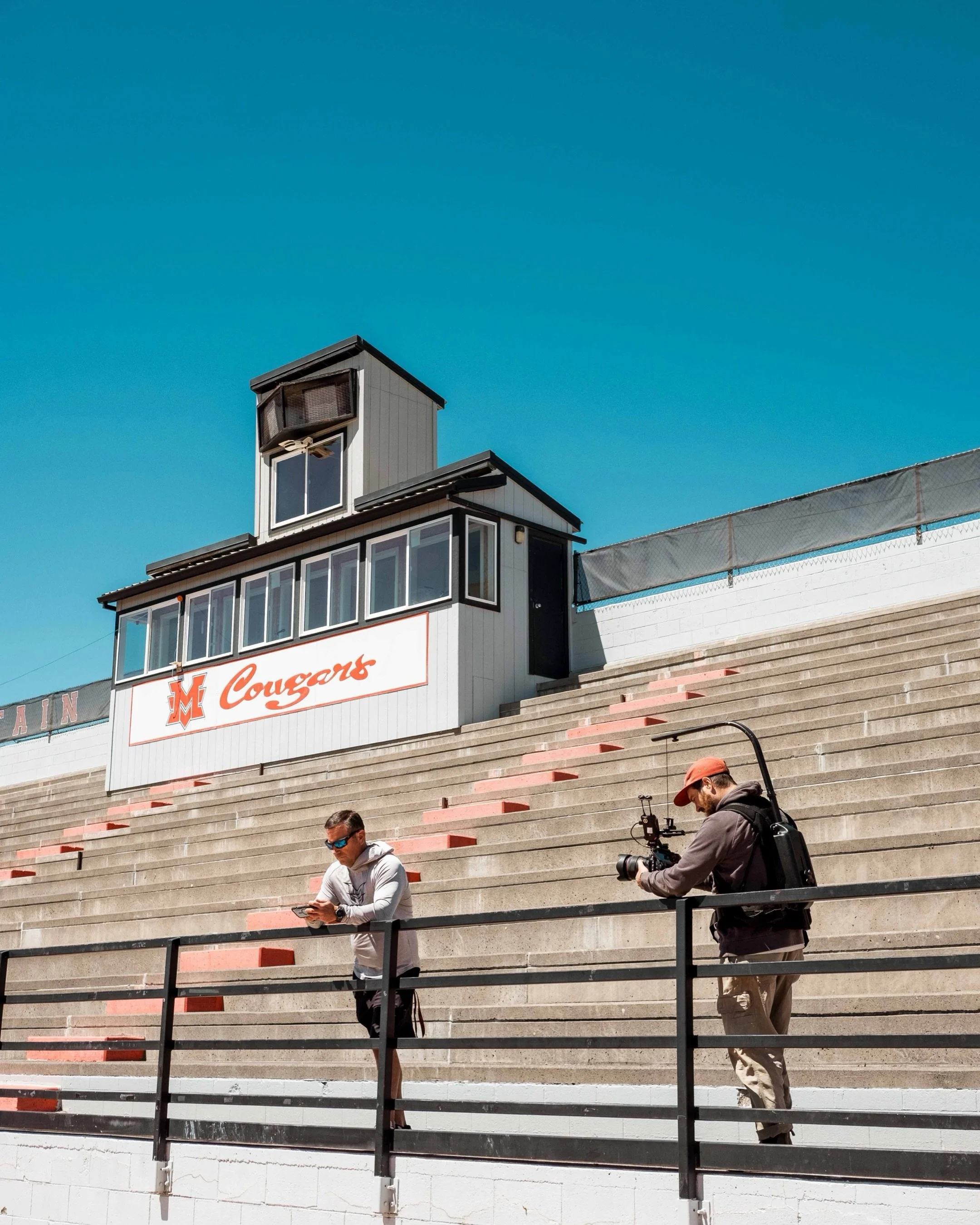BTS of the past few days for @hudl 📸🏈 

Disclaimer: Only photos of @rob.gooding - I swear I was there!!