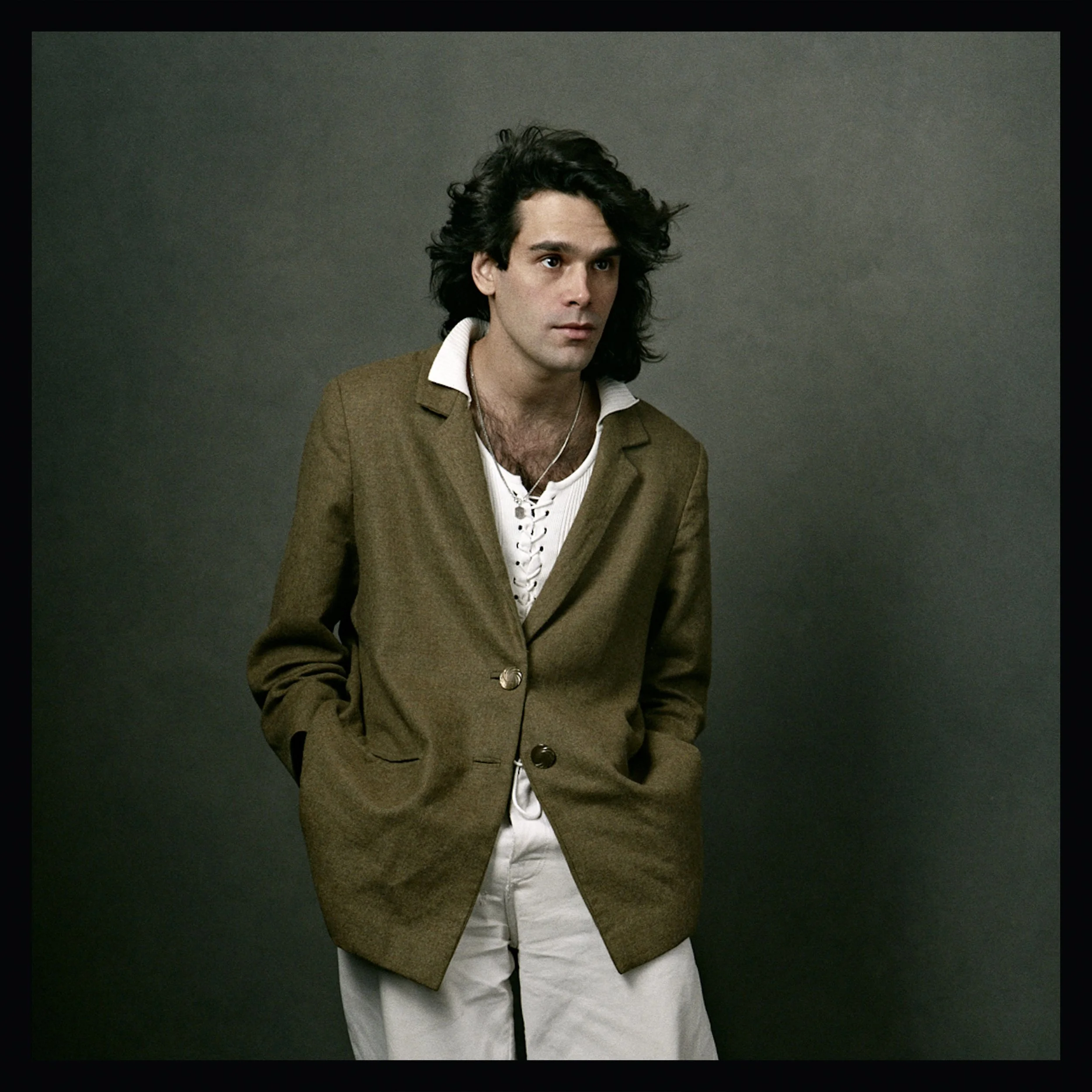 Zé Ibarra – Portrait 2.jpg