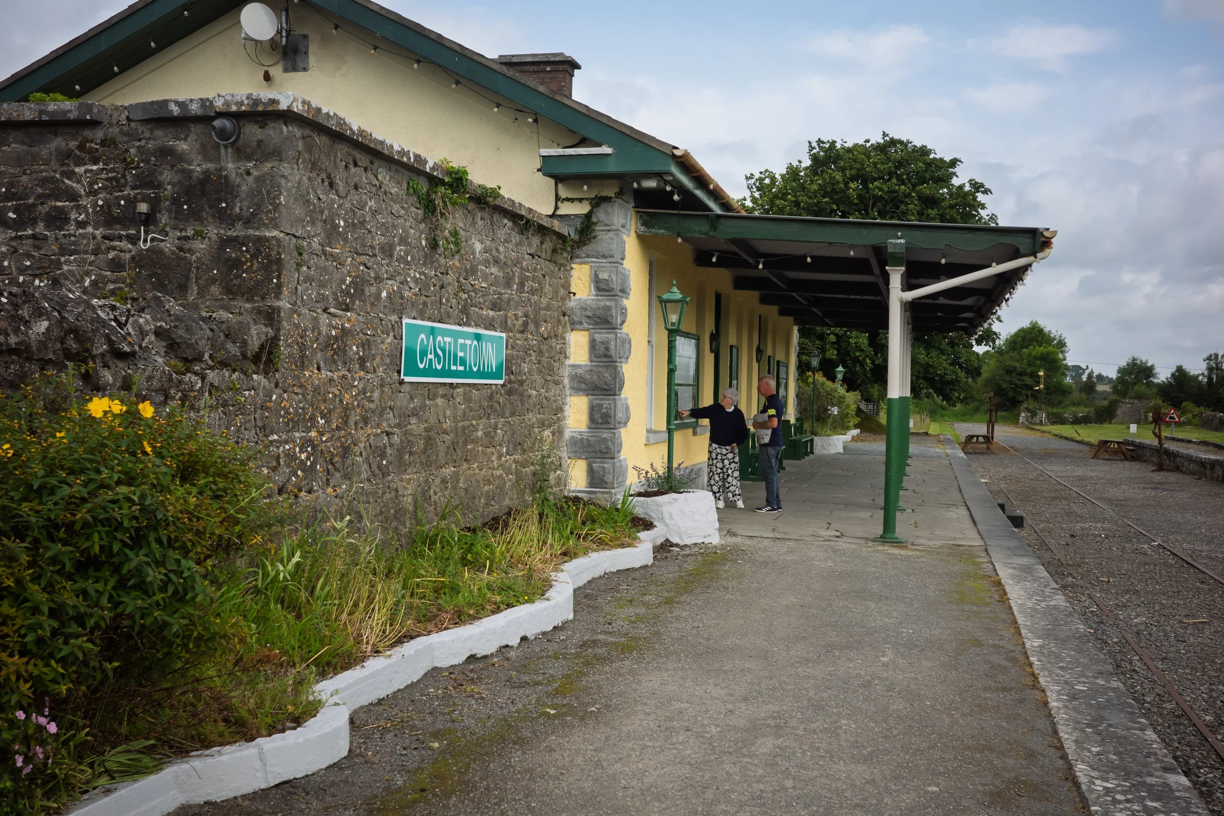 Ballygluinin (Castletown) Station