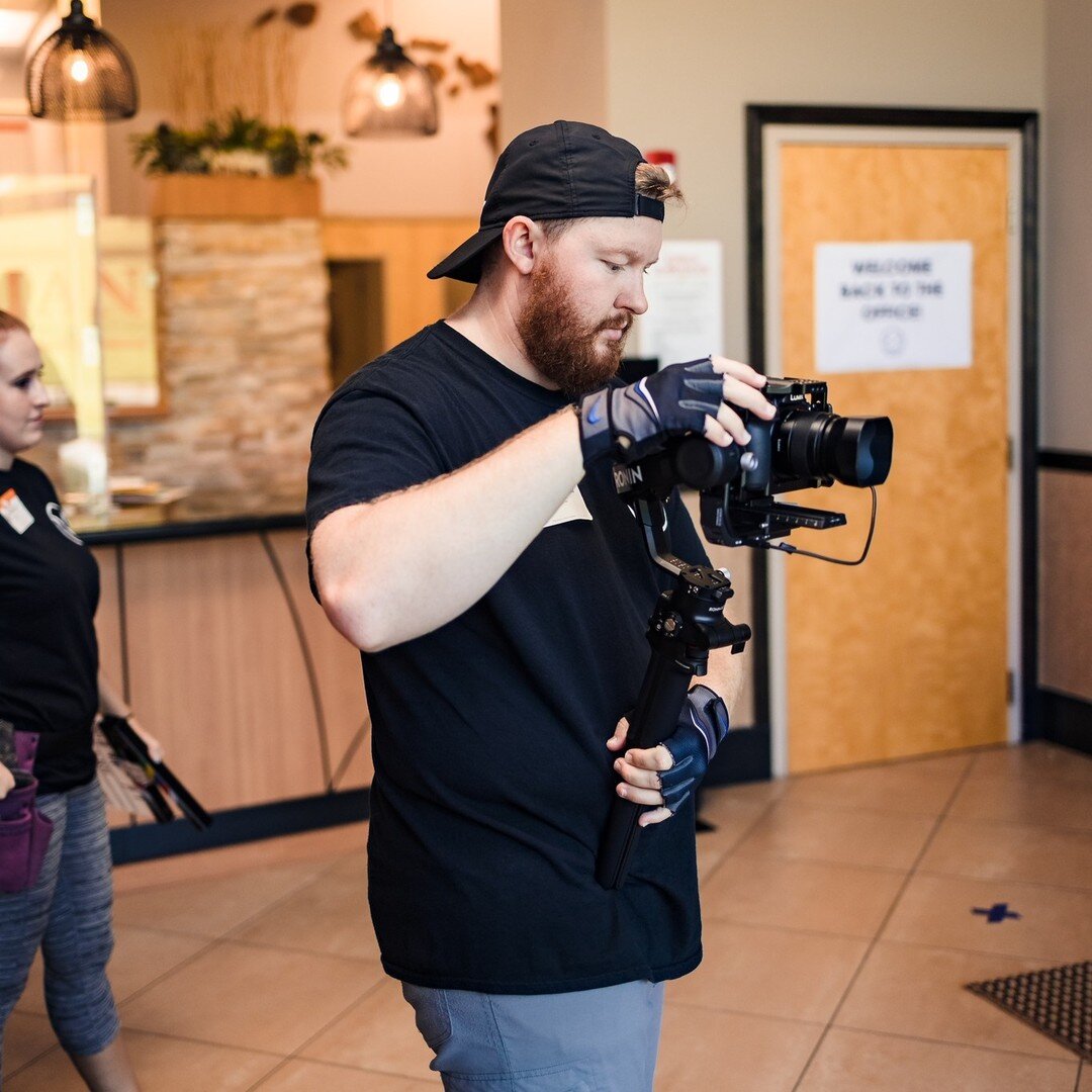 HAPPY BIRTHDAY to our beloved Cinematographer, @camera_man_seth Seth Chapman! Seth's always ready to lend a helping hand and make a shot happen! 
So please join us in making his day special by sending him a Happy Birthday message! #happybirthday #cin