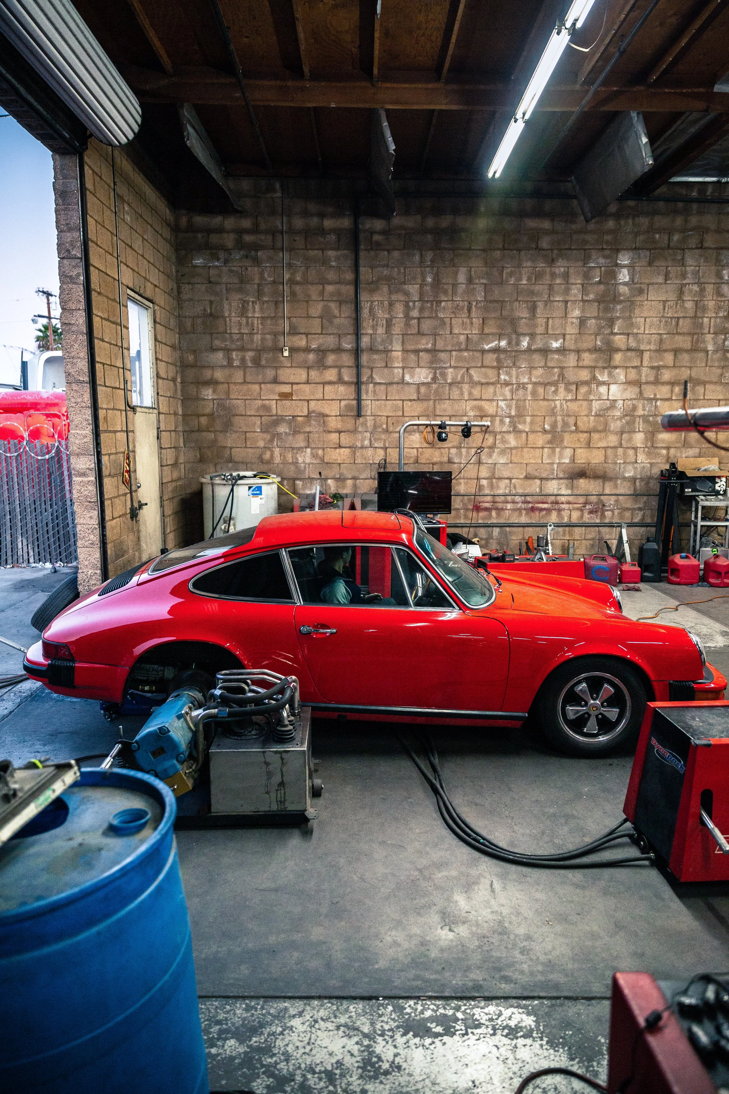 1975-911-IROC_Before_In-Progress-9.jpg
