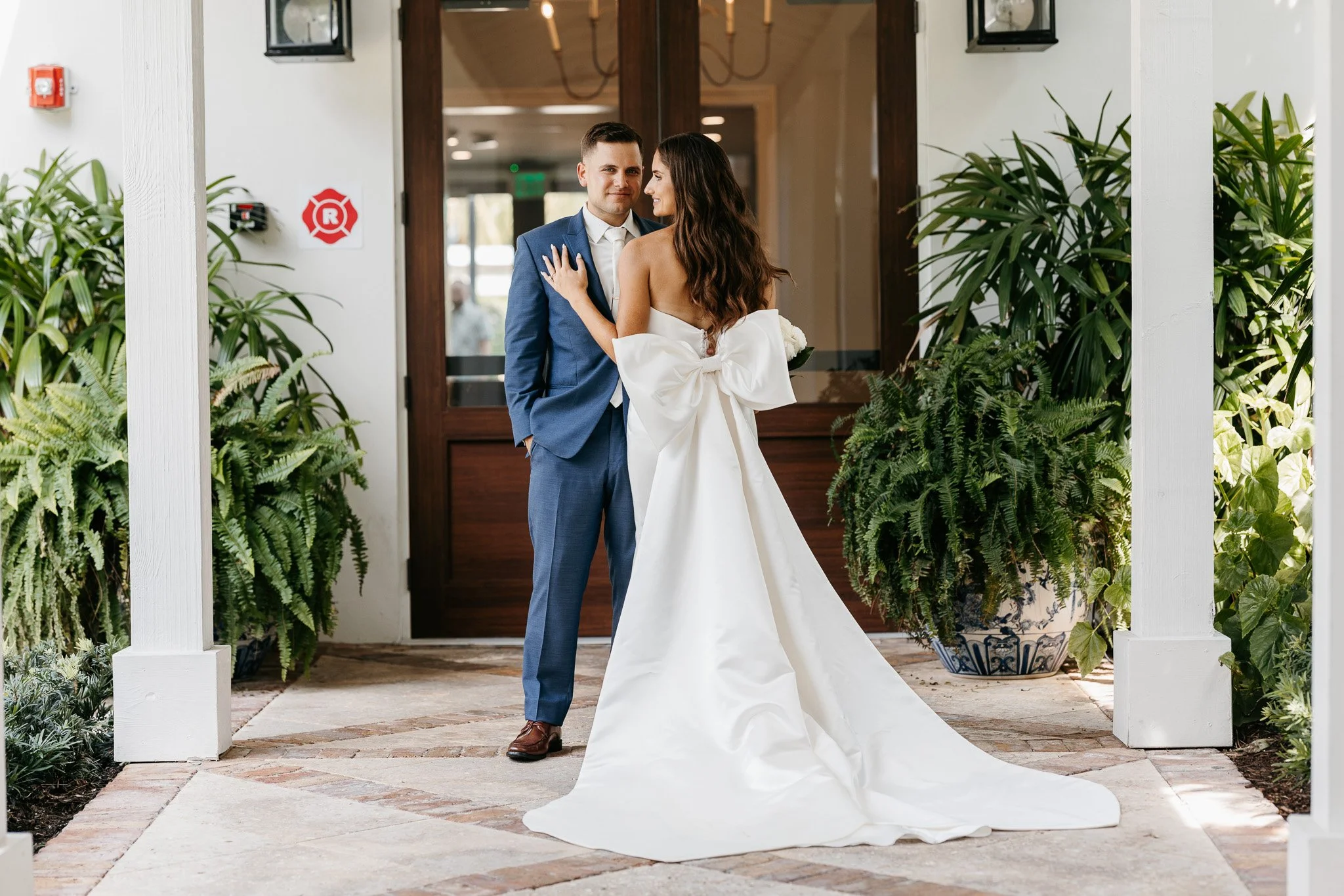 Emma-vincent-pelican-club-wedding-370.jpg