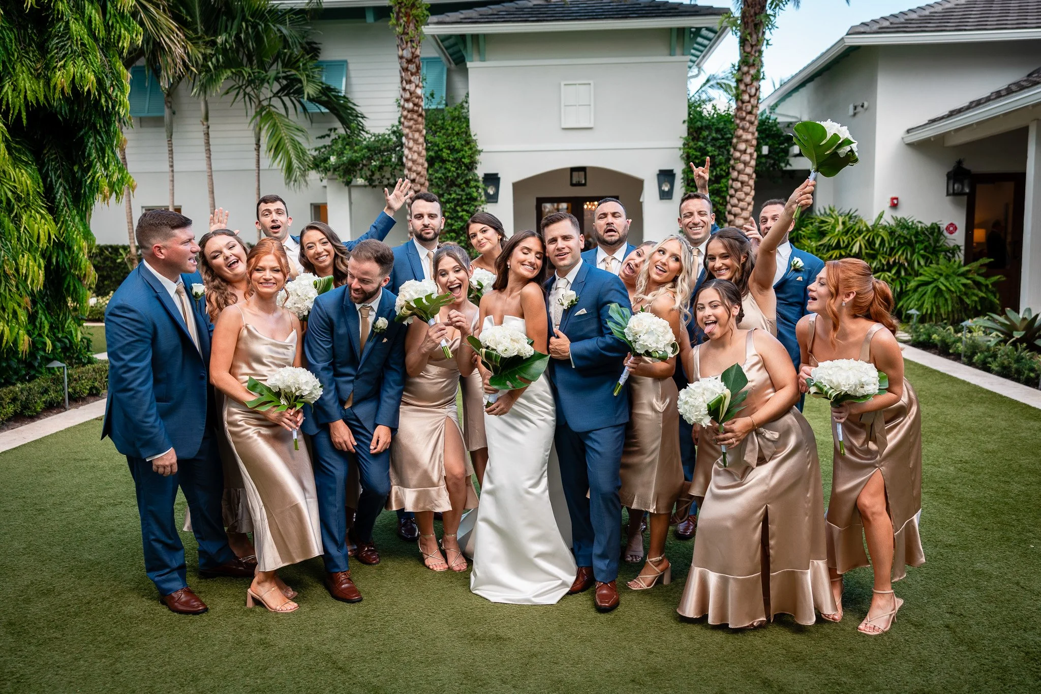 Emma-vincent-pelican-club-wedding-387.jpg