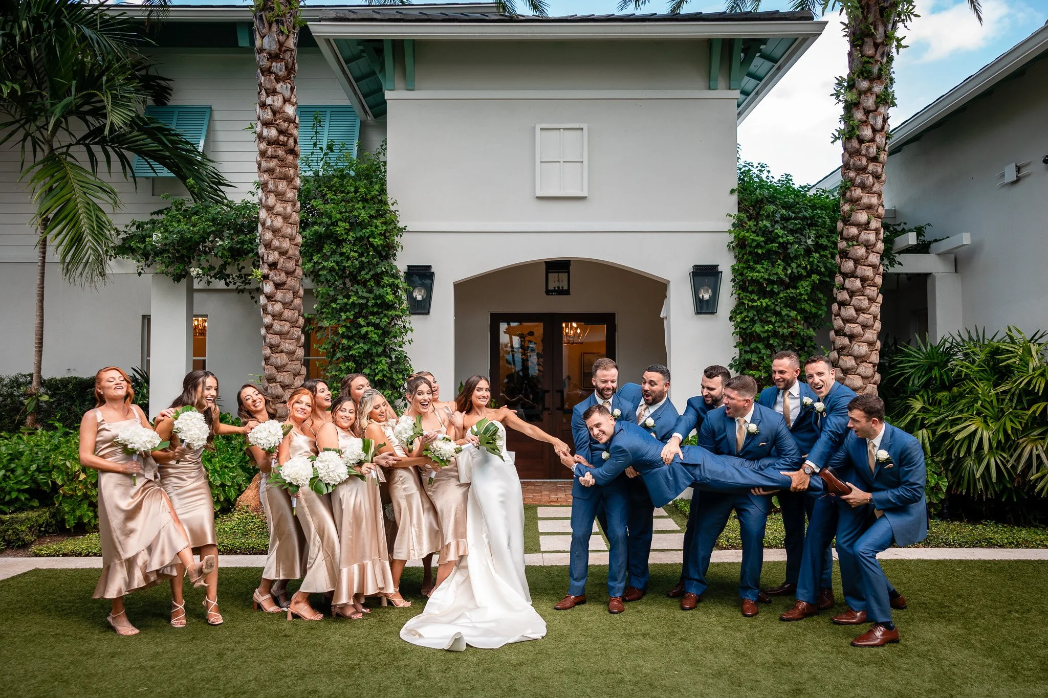 Emma-vincent-pelican-club-wedding-393.jpg