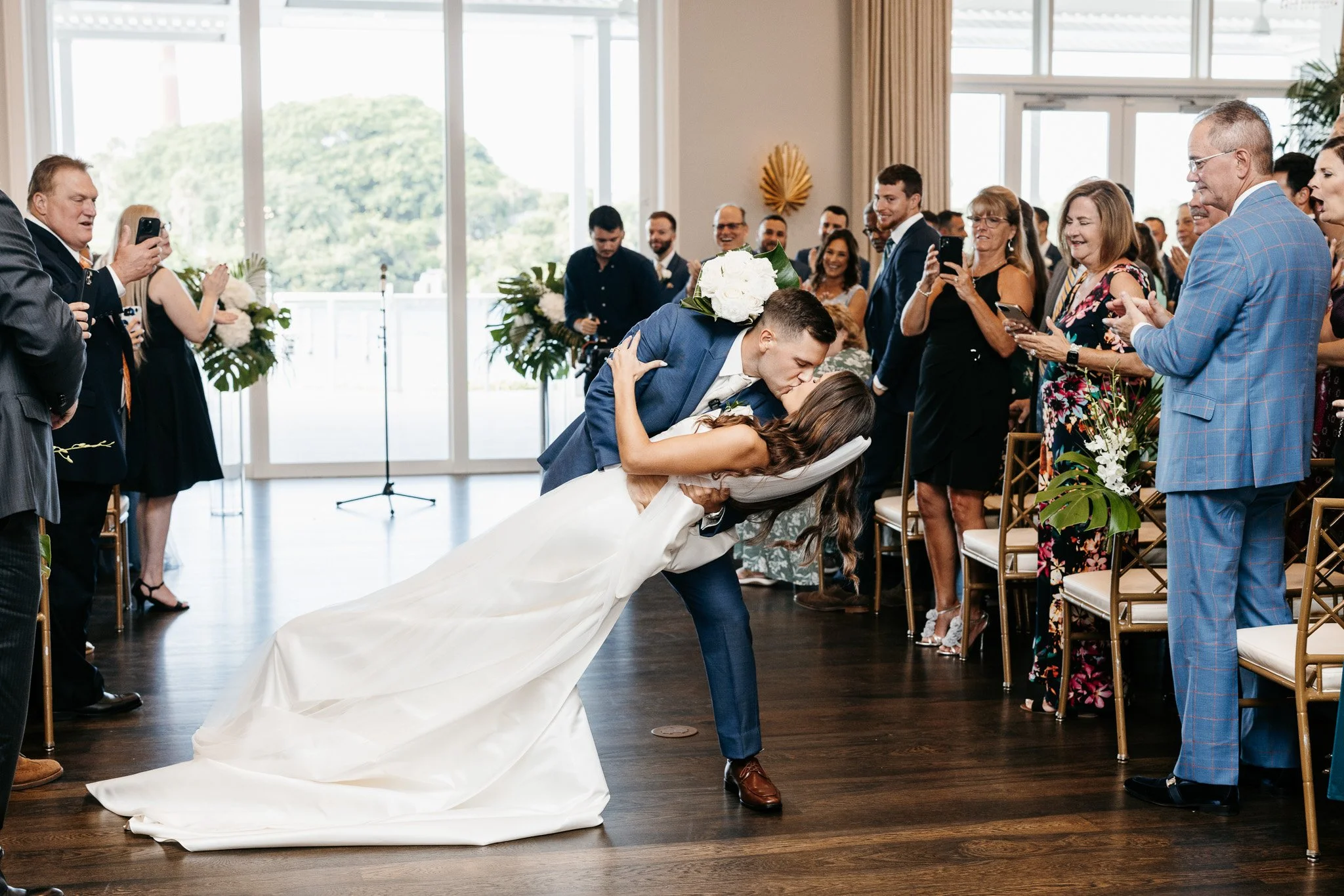 Emma-vincent-pelican-club-wedding-739.jpg