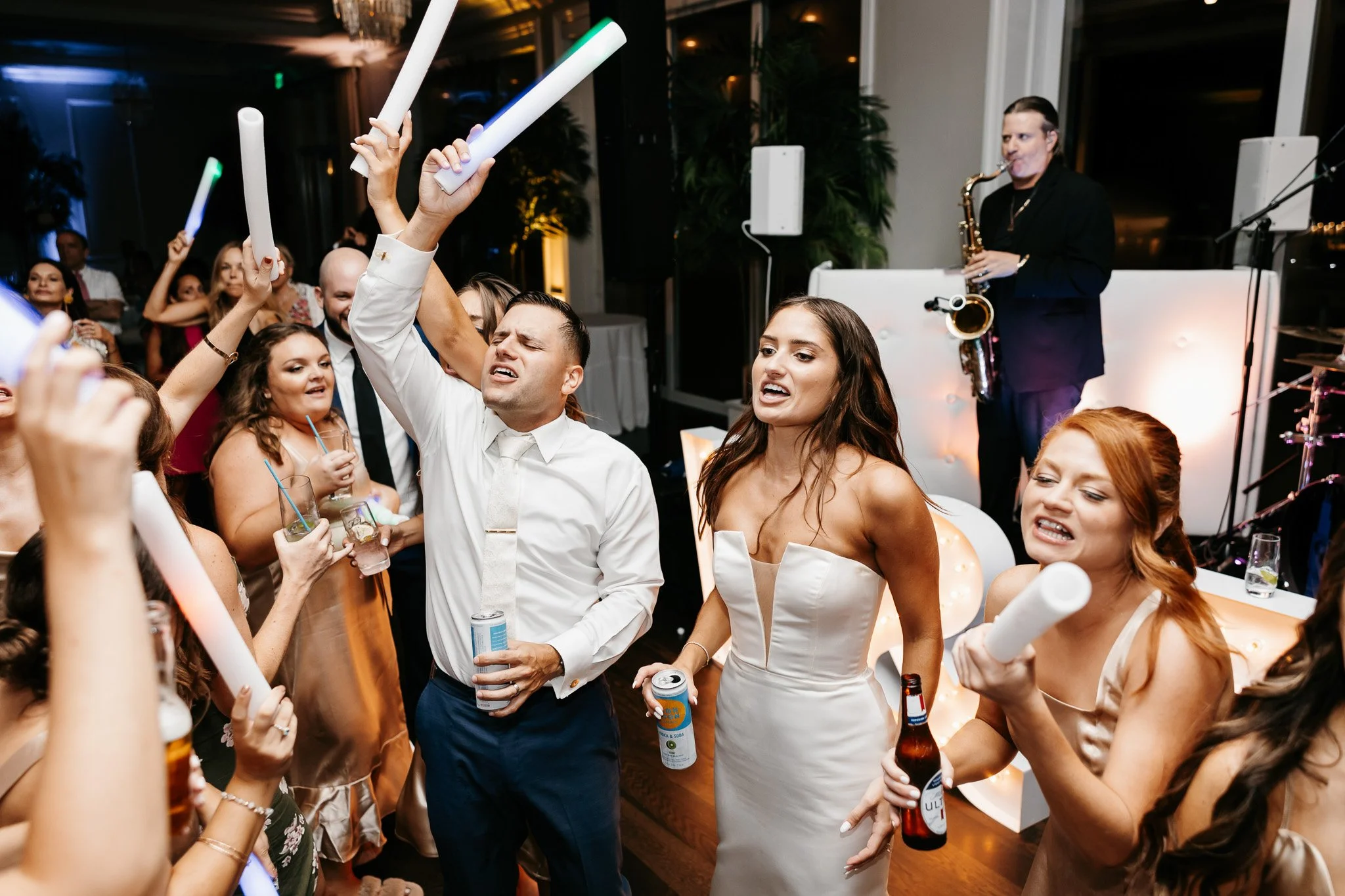 Emma-vincent-pelican-club-wedding-1239.jpg