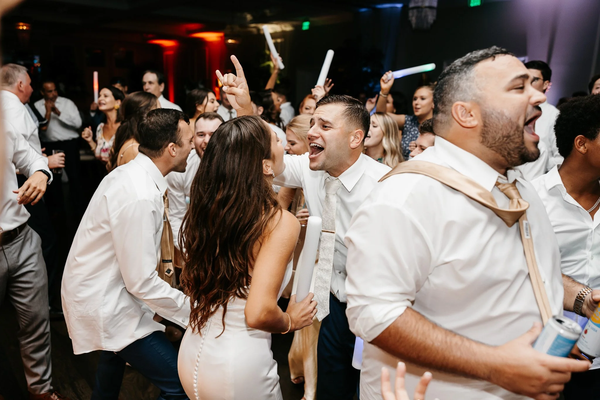 Emma-vincent-pelican-club-wedding-1263.jpg