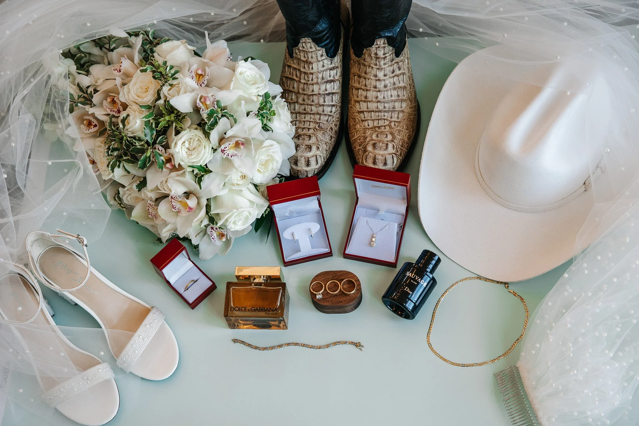 Amber-John-Ever-After-Farms-Stockyard-Wedding-16.jpg