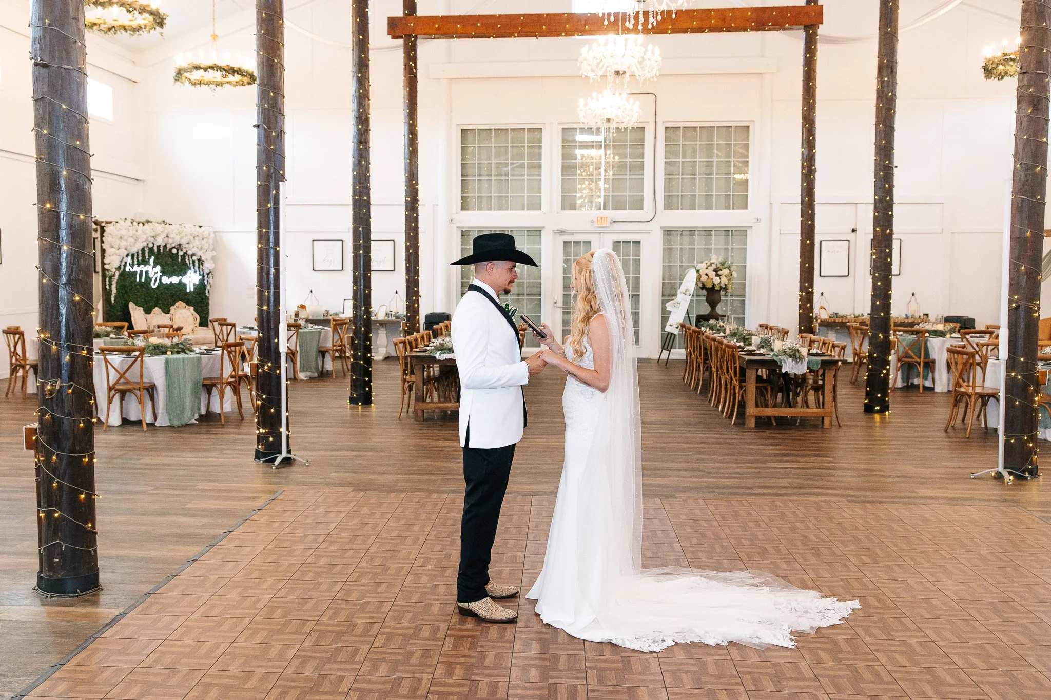 Amber-John-Ever-After-Farms-Stockyard-Wedding-179.jpg