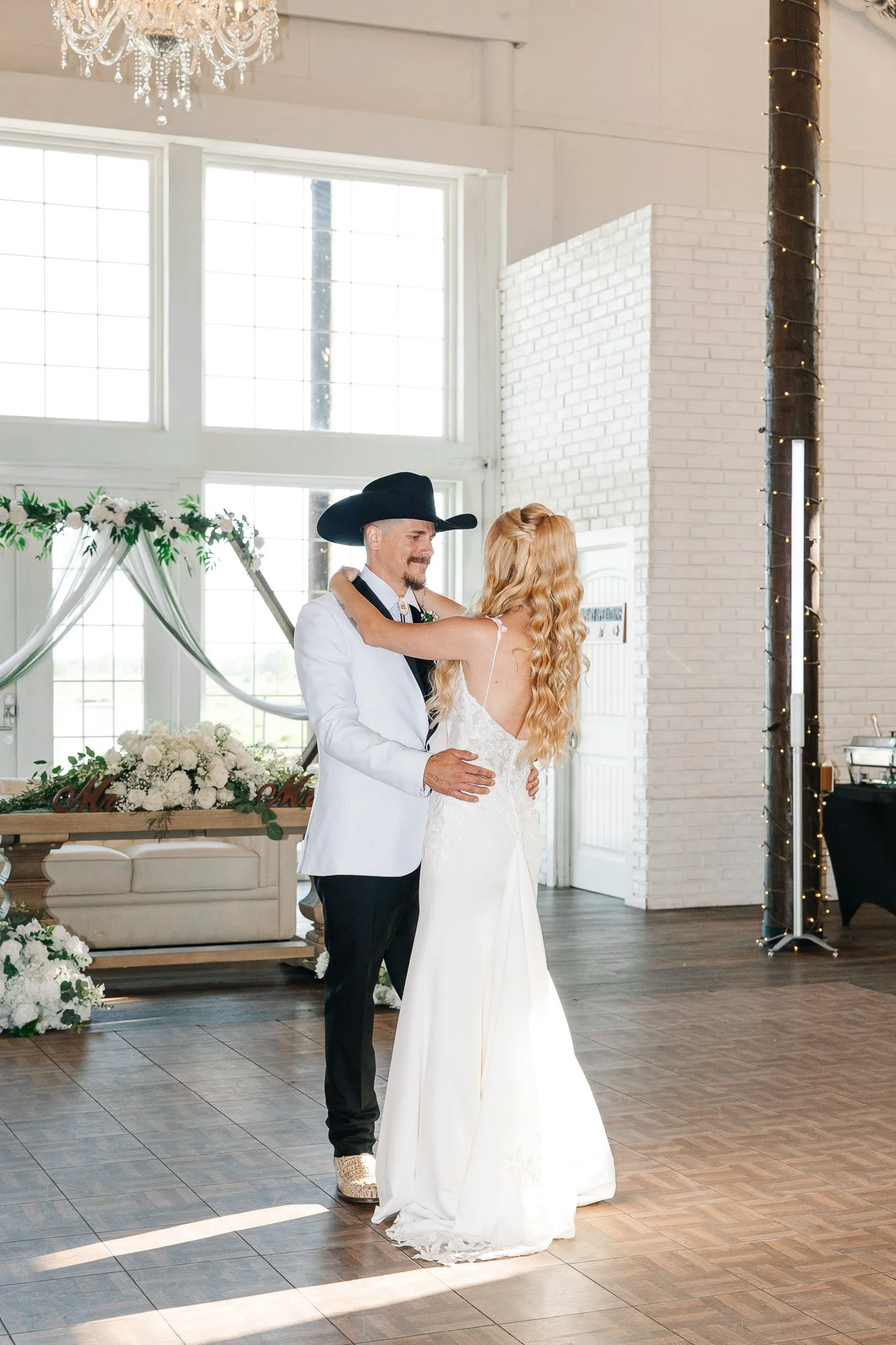 Amber-John-Ever-After-Farms-Stockyard-Wedding-420.jpg