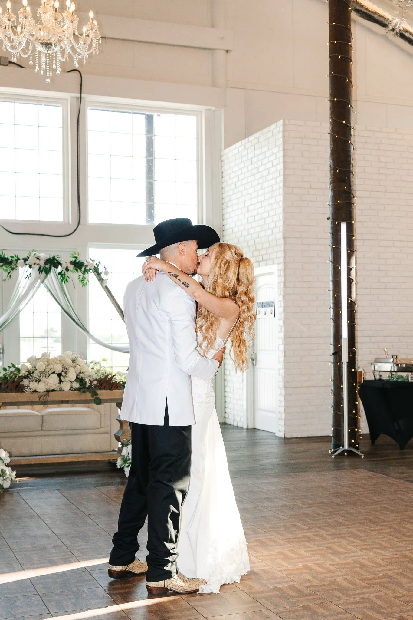 Amber-John-Ever-After-Farms-Stockyard-Wedding-423.jpg