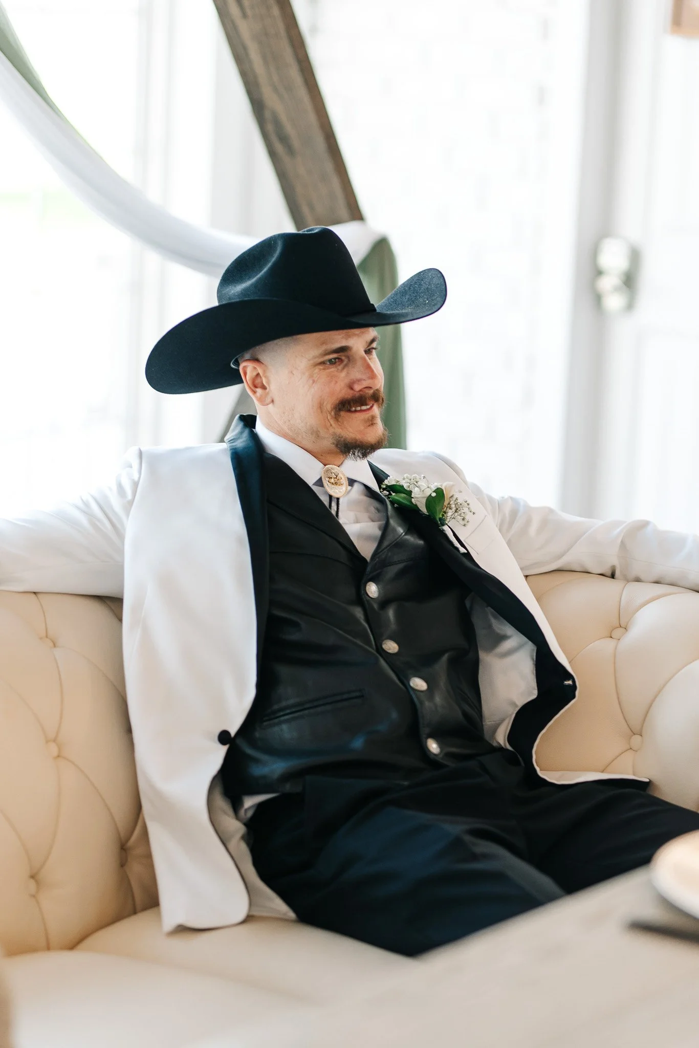 Amber-John-Ever-After-Farms-Stockyard-Wedding-436.jpg