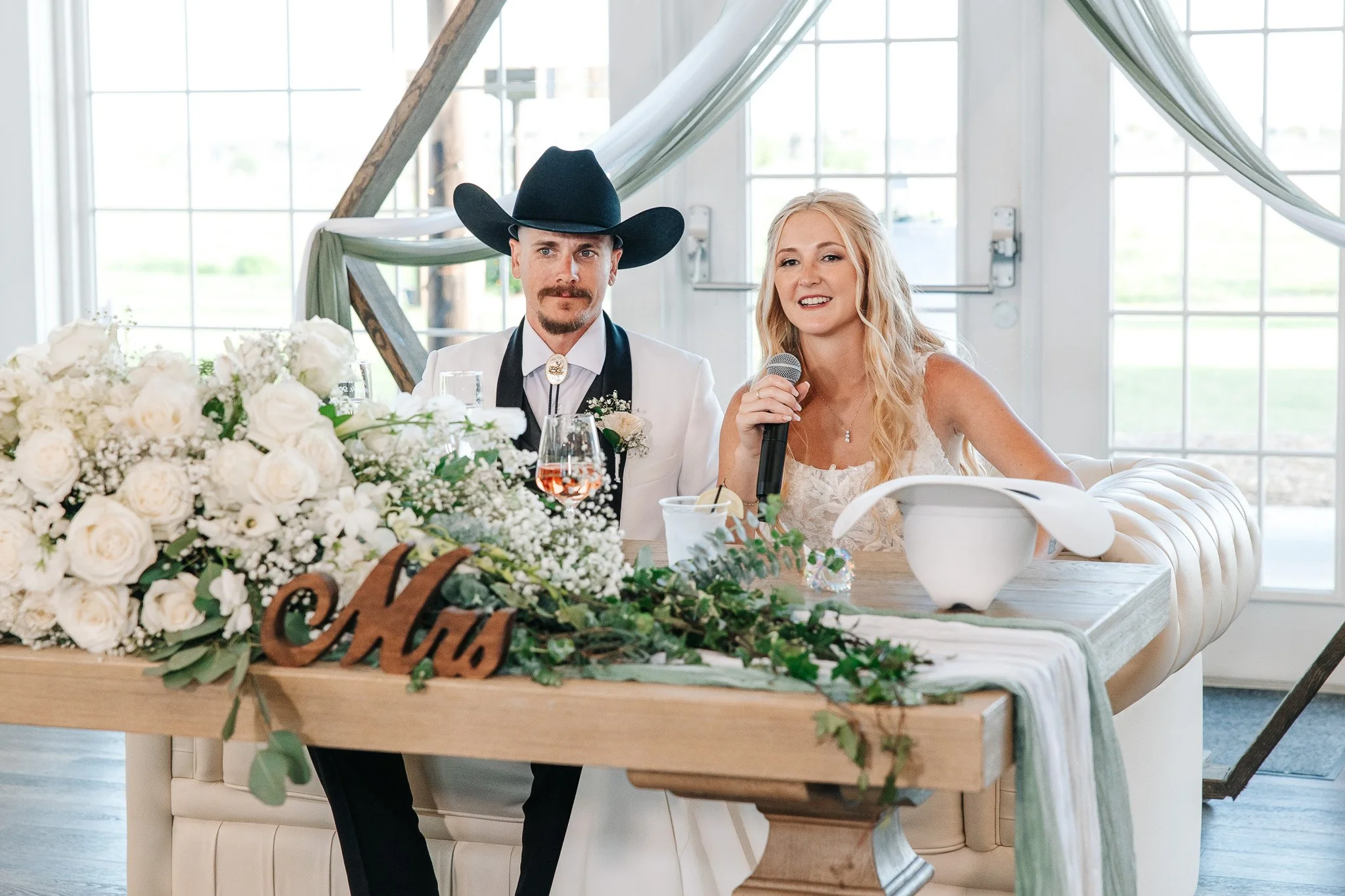 Amber-John-Ever-After-Farms-Stockyard-Wedding-546.jpg