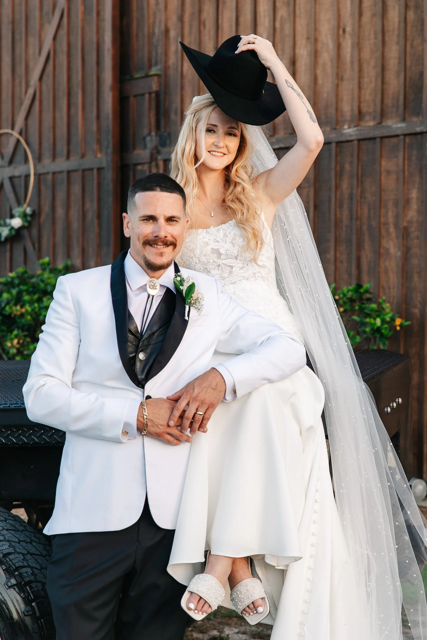Amber-John-Ever-After-Farms-Stockyard-Wedding-597.jpg