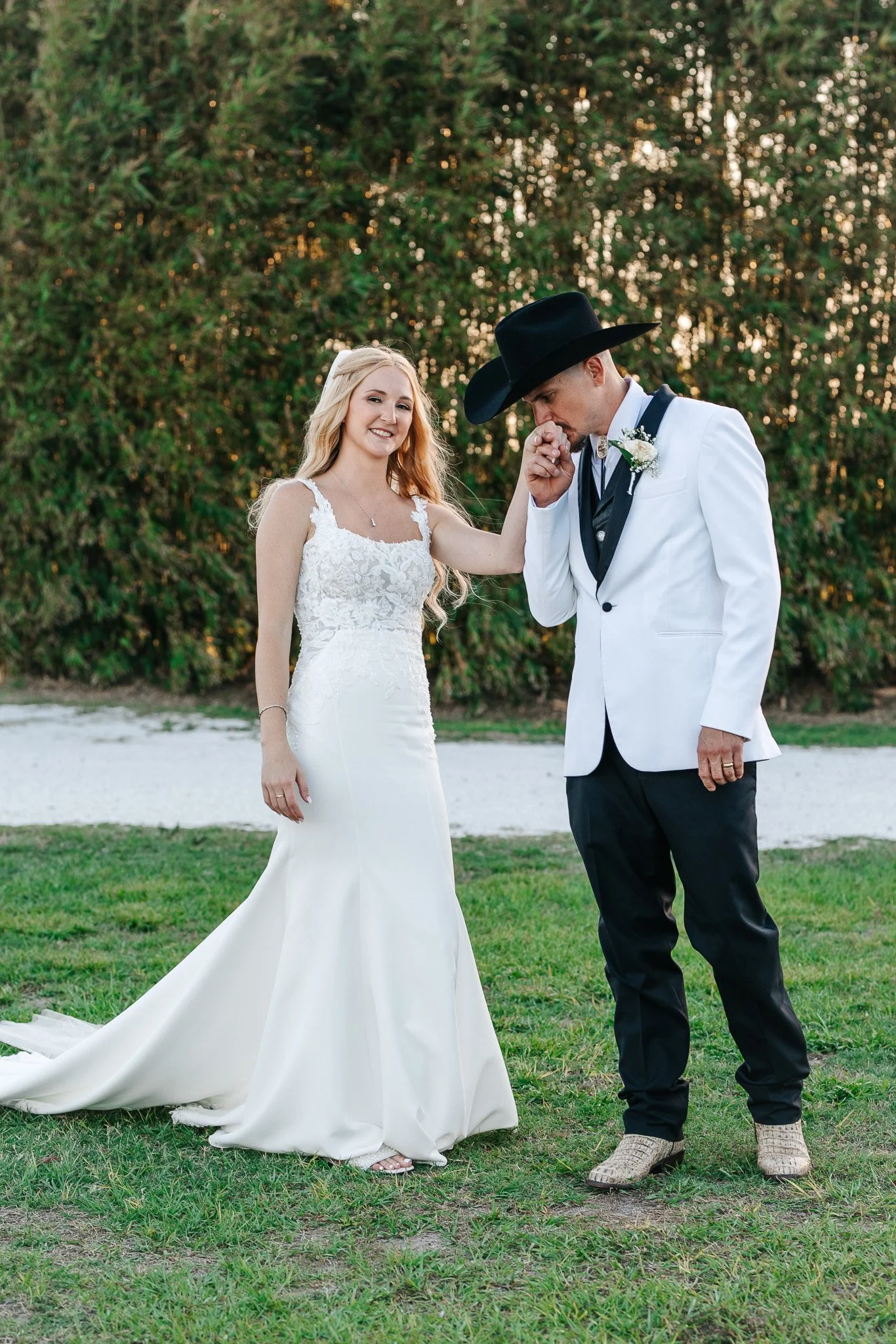 Amber-John-Ever-After-Farms-Stockyard-Wedding-603.jpg