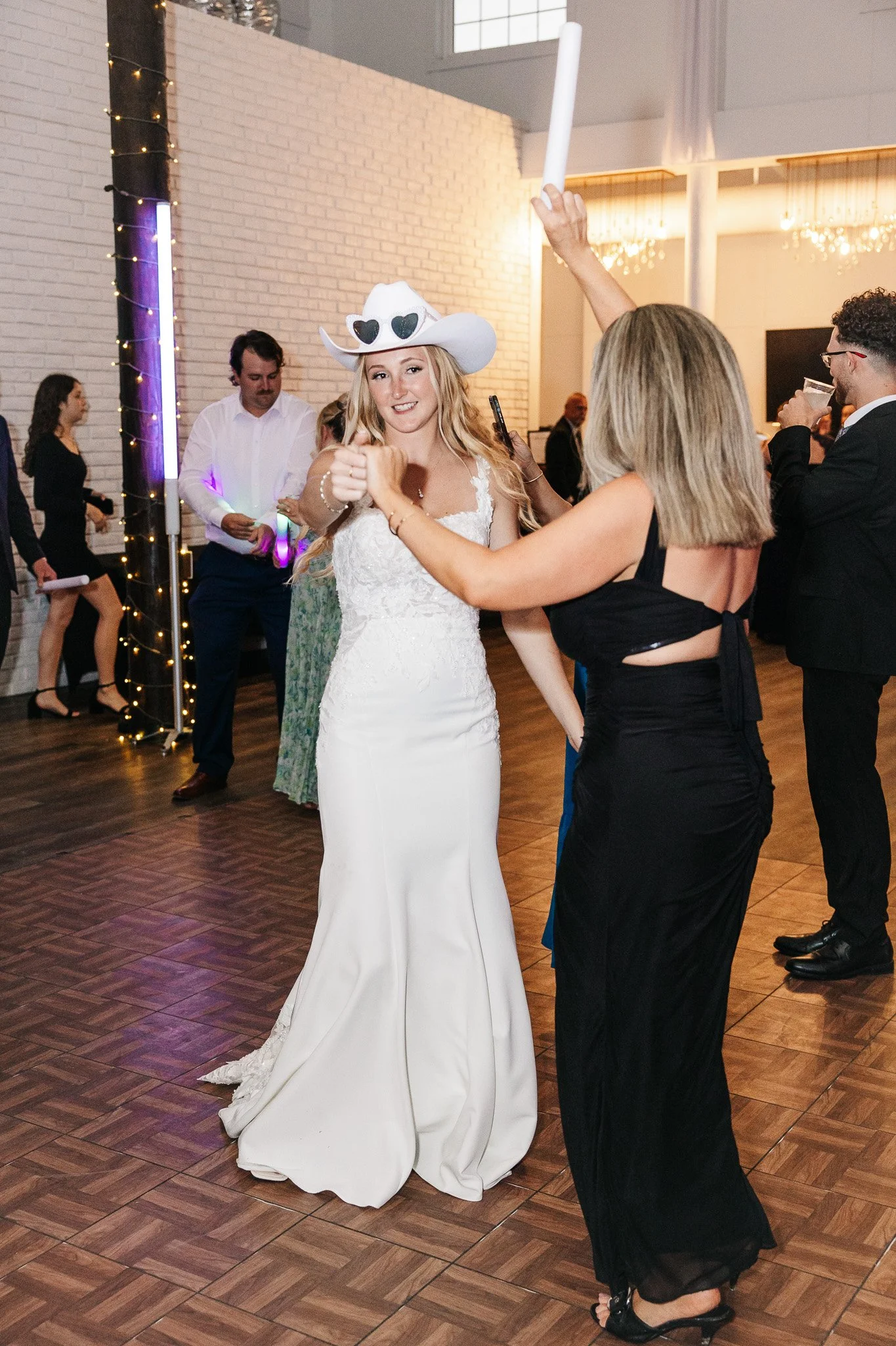 Amber-John-Ever-After-Farms-Stockyard-Wedding-714.jpg