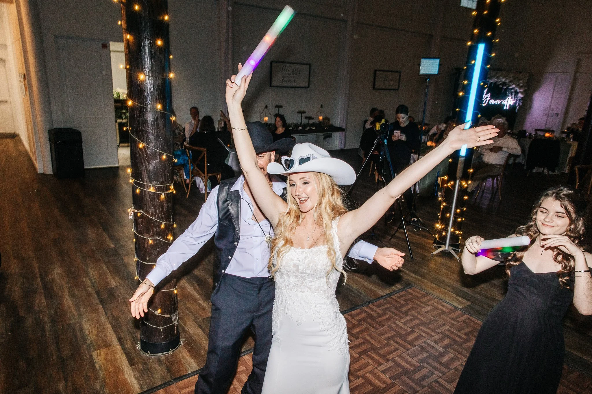 Amber-John-Ever-After-Farms-Stockyard-Wedding-726.jpg