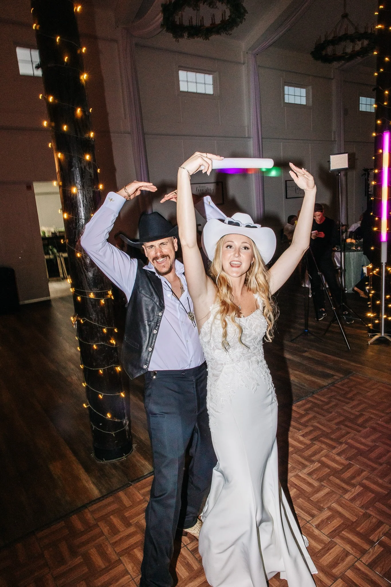 Amber-John-Ever-After-Farms-Stockyard-Wedding-729.jpg