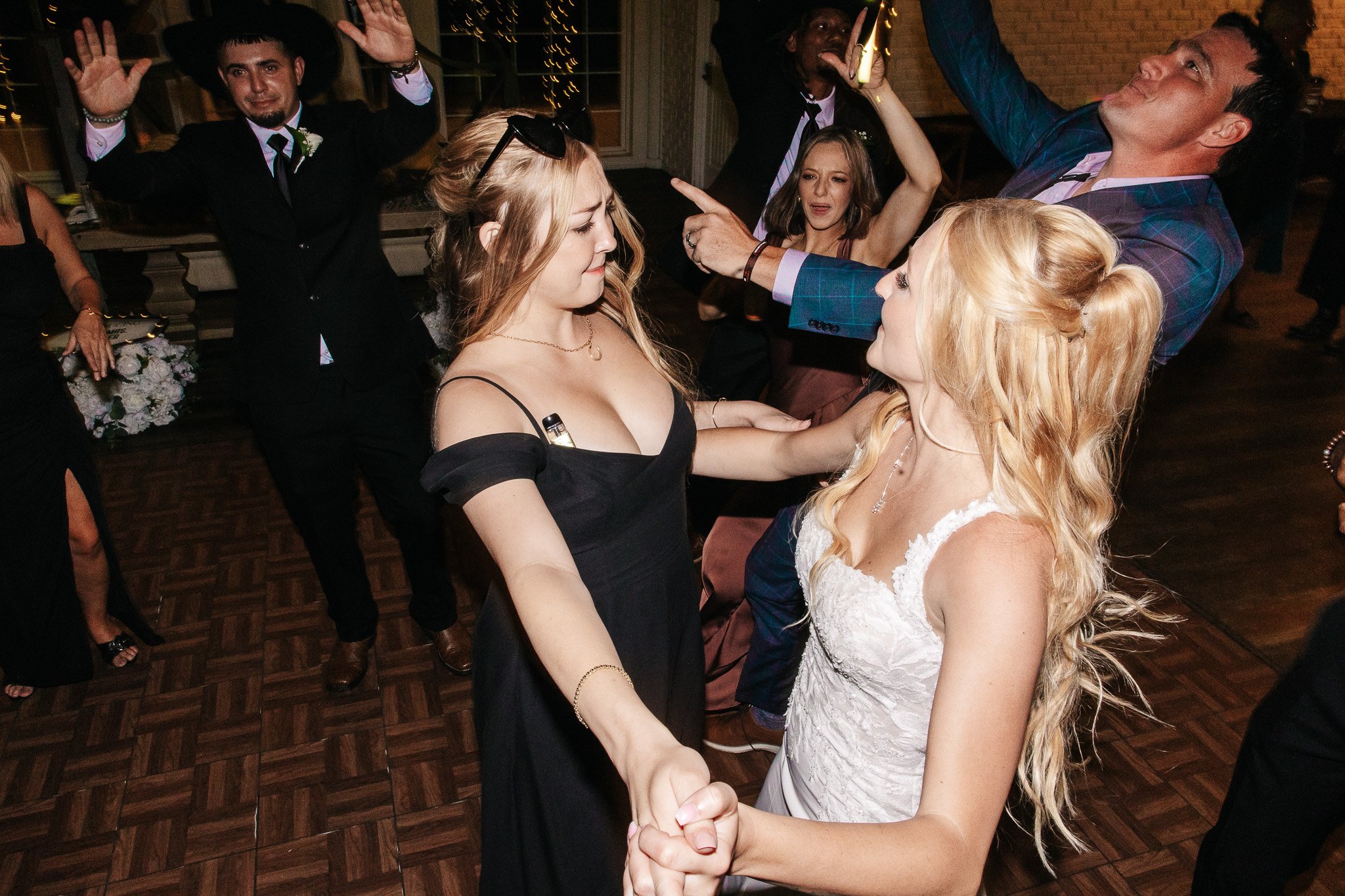 Amber-John-Ever-After-Farms-Stockyard-Wedding-920.jpg