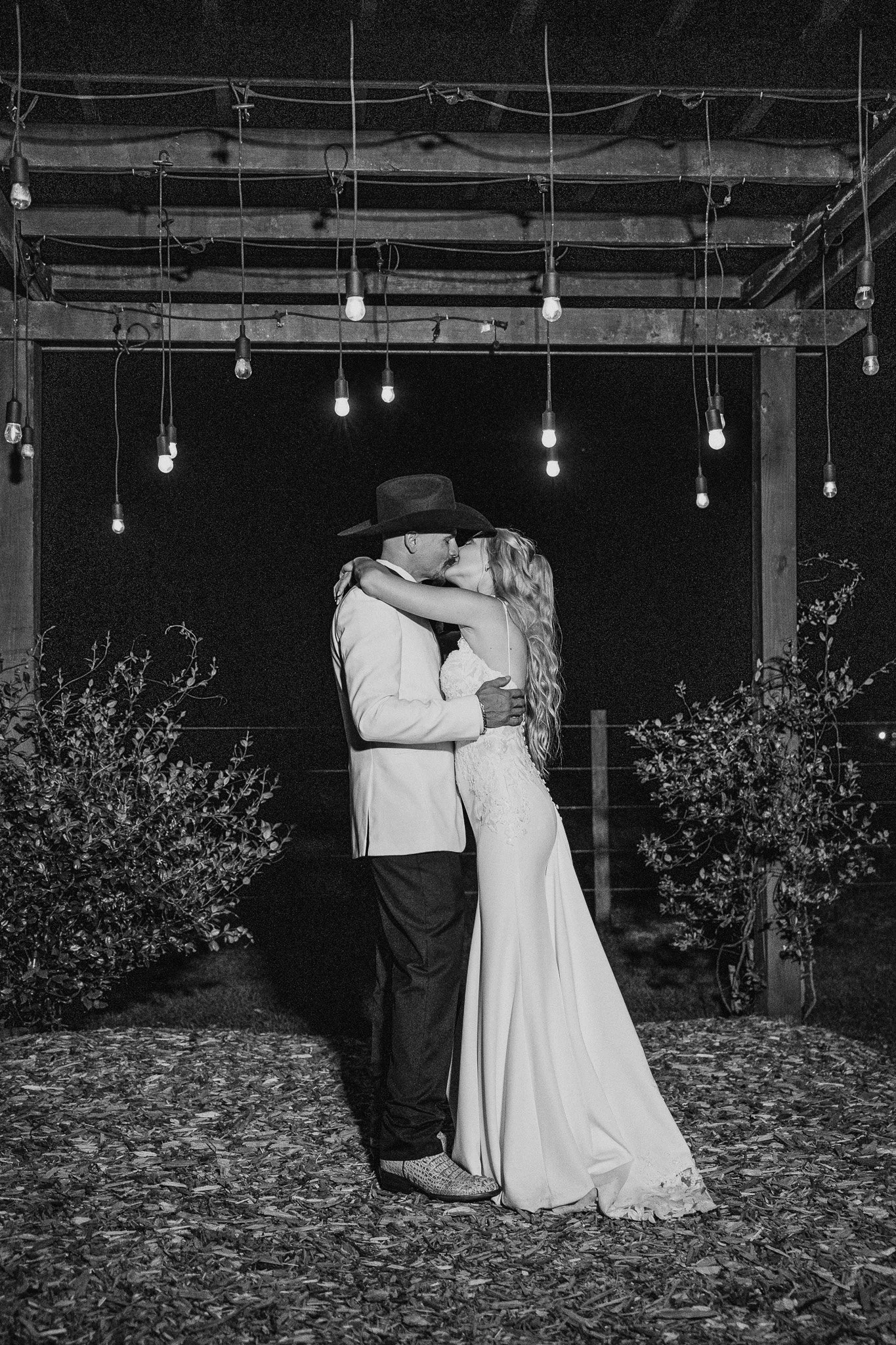 Amber-John-Ever-After-Farms-Stockyard-Wedding-988.jpg