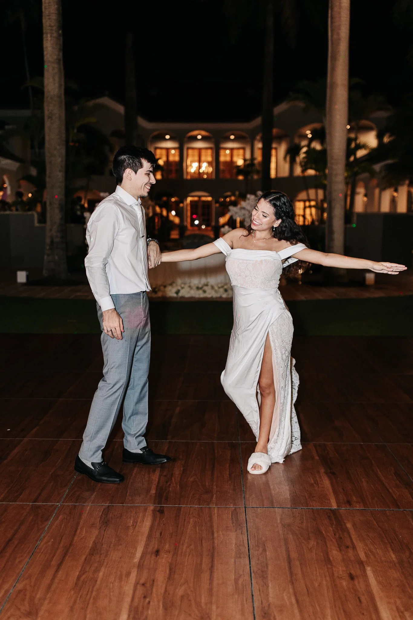 Cynthia-Rodrigo-Royal-Mansion-&-Gardens-Miami-Wedding-1271.jpg