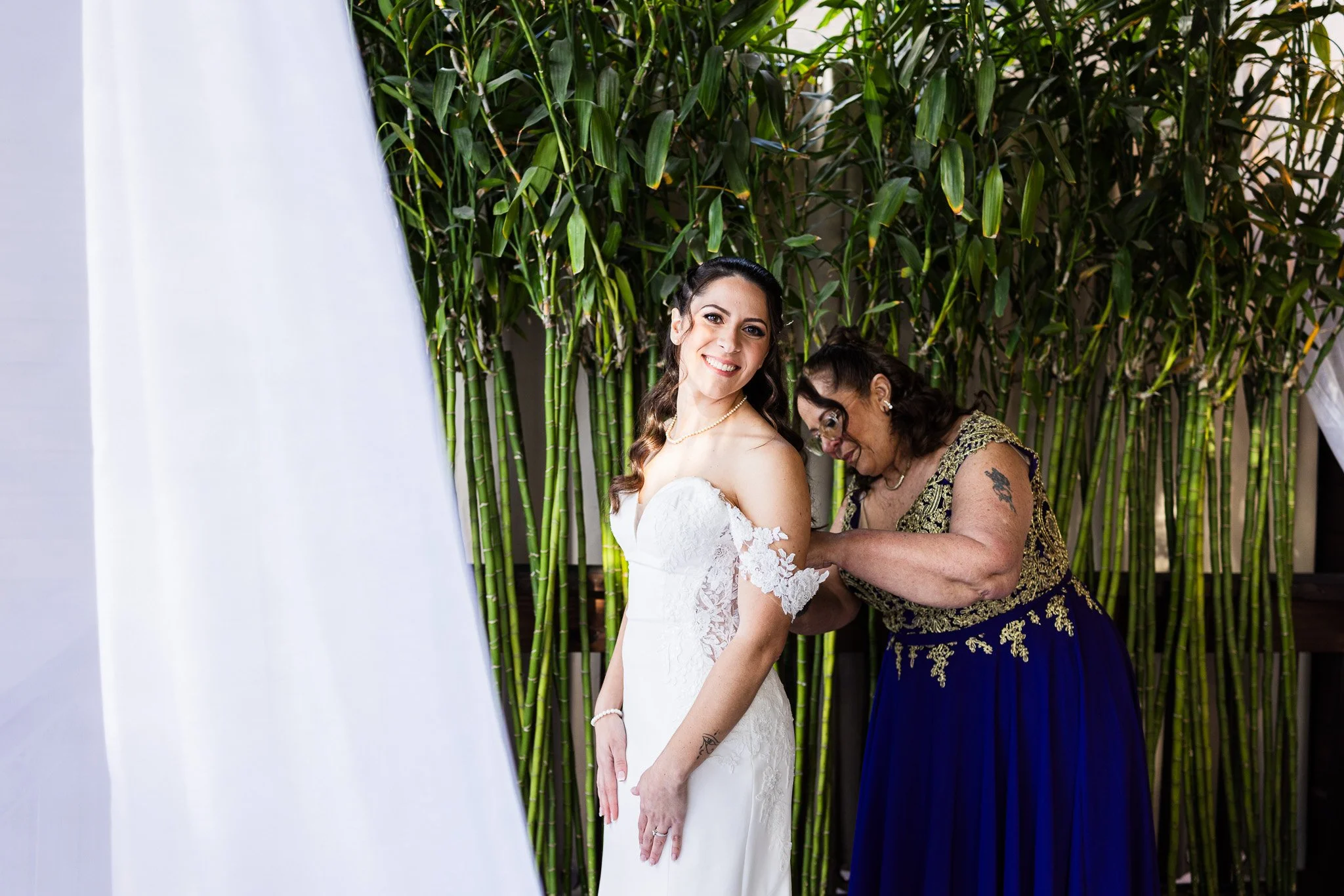 Amanda-Daniel-Living-Sculpture-Sanctuary-Wedding-Davie_3150.jpg