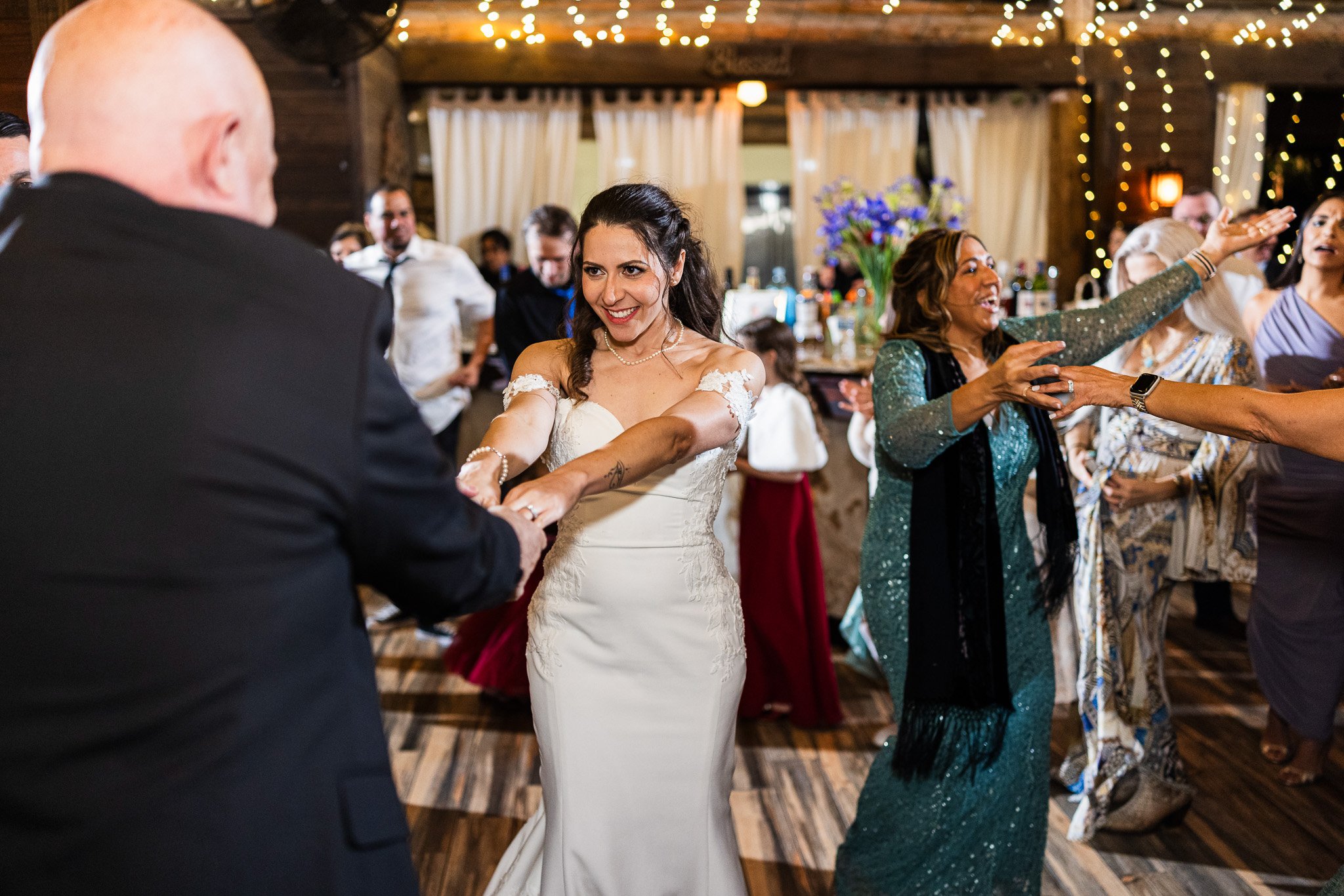 Amanda-Daniel-Living-Sculpture-Sanctuary-Wedding-Davie_4268.jpg