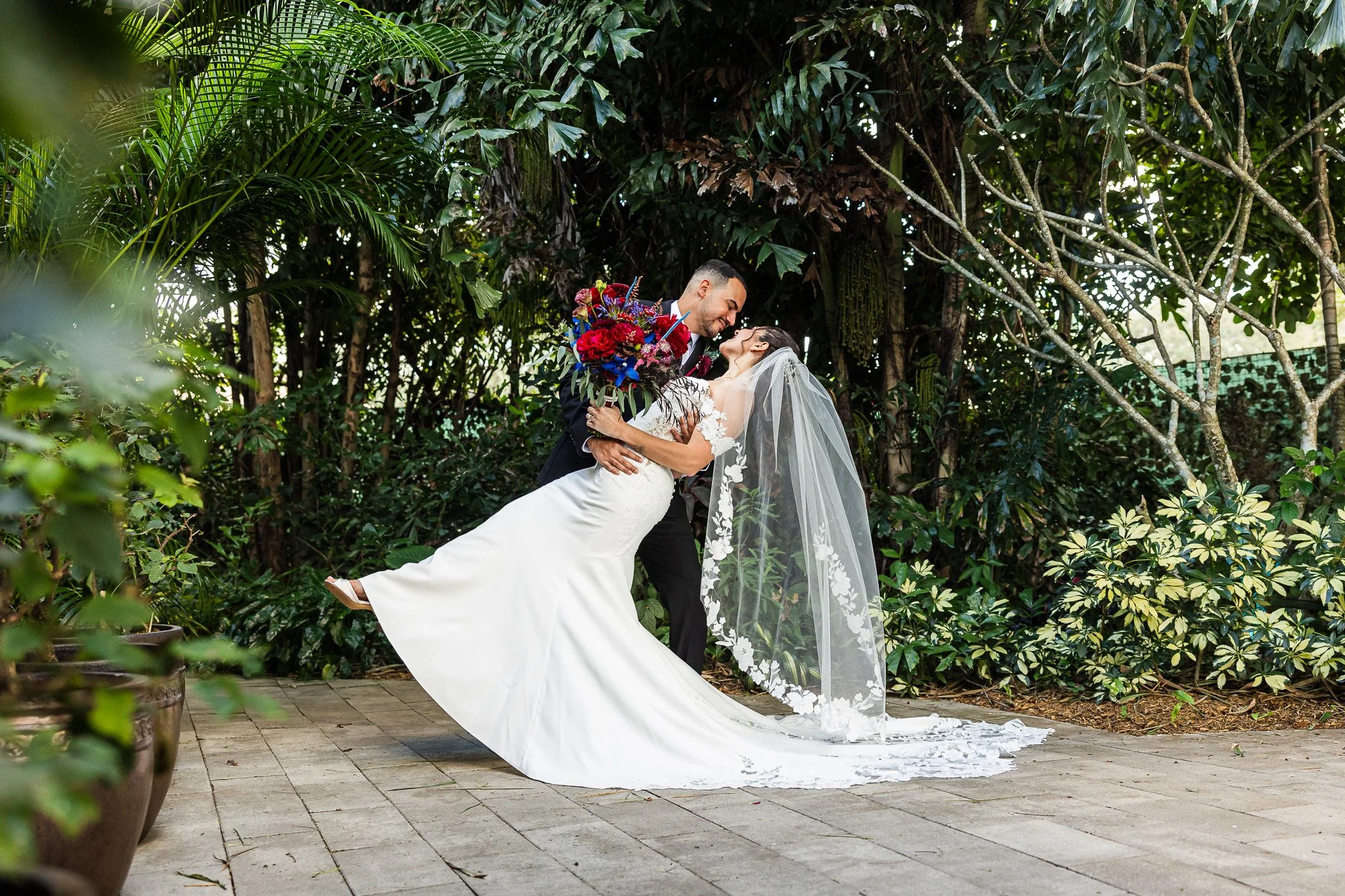Amanda-Daniel-Living-Sculpture-Sanctuary-Wedding-DavieA1307.jpg