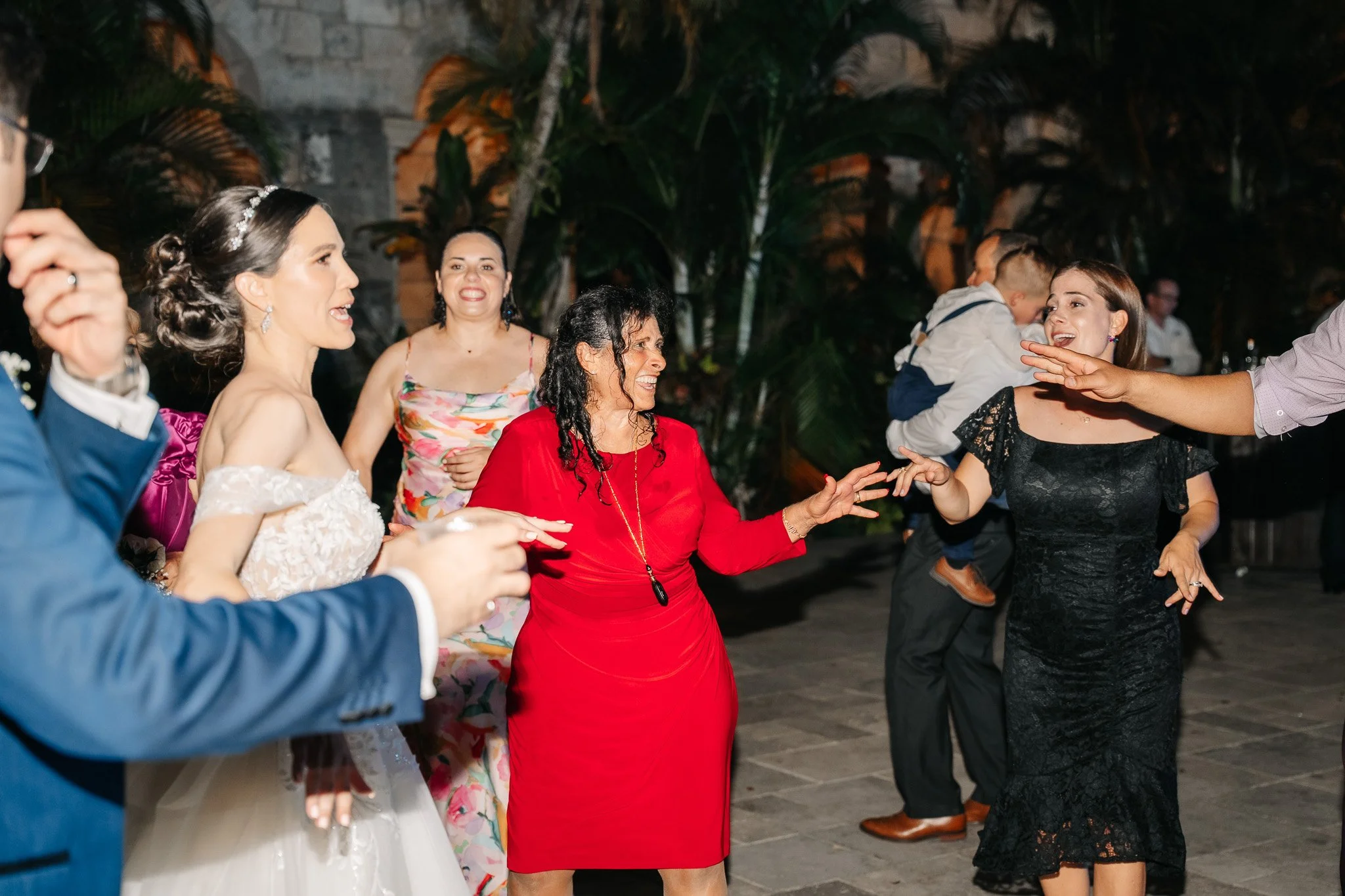 Evelyn_Daniel_Wedding_The_Ancient_Spanish_Monastery-1326.jpg
