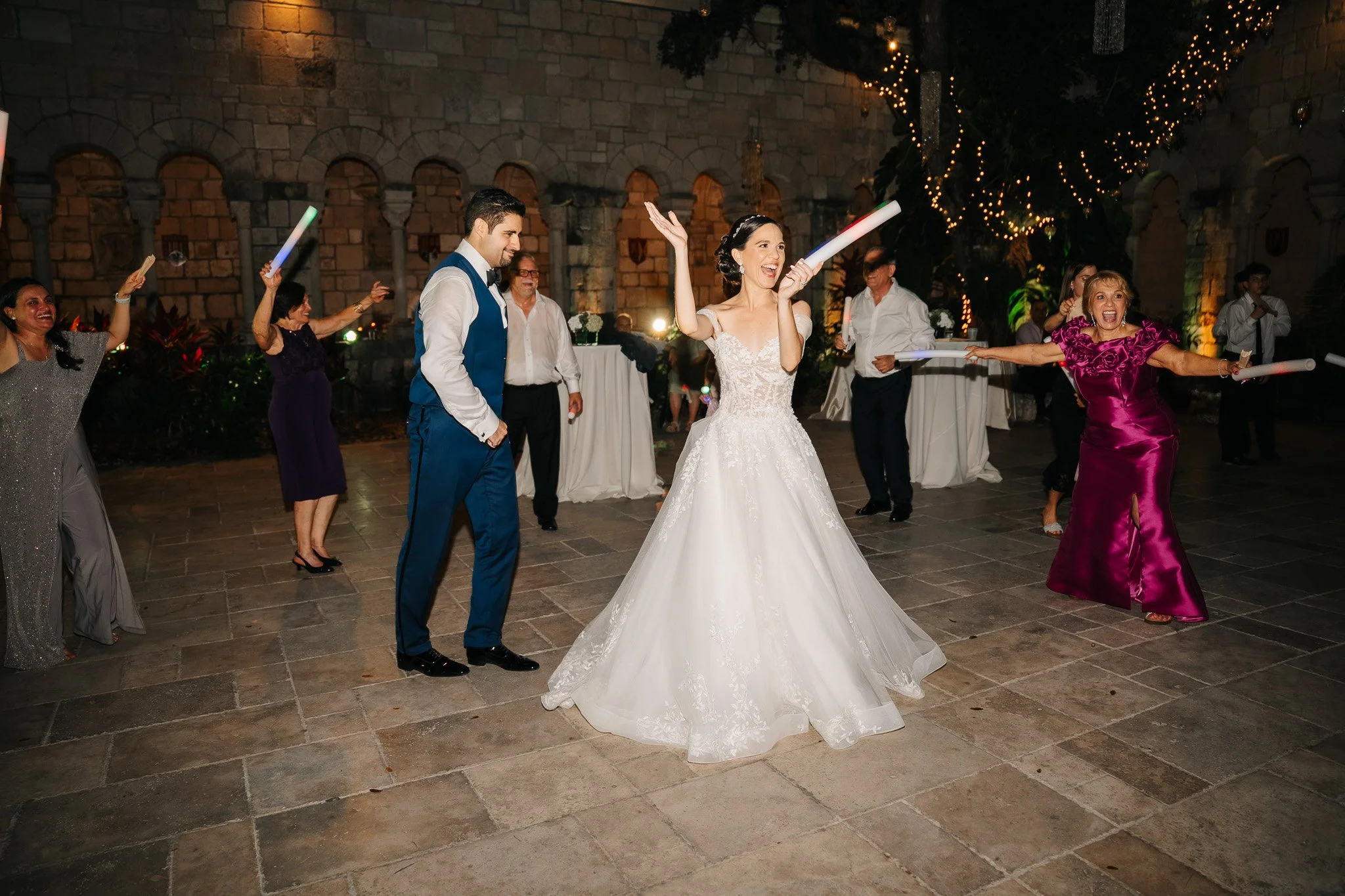 Evelyn_Daniel_Wedding_The_Ancient_Spanish_Monastery-1376.jpg