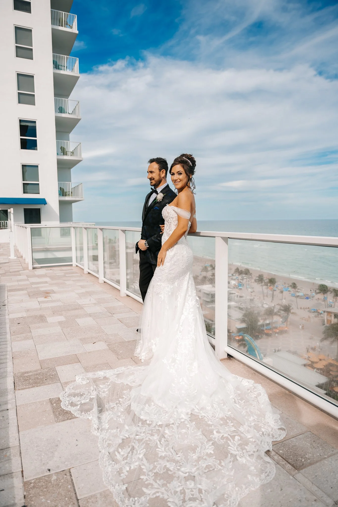 Caroline_Noah_Margaritaville_Beach_resort_Hollywood_Wedding-384.jpg