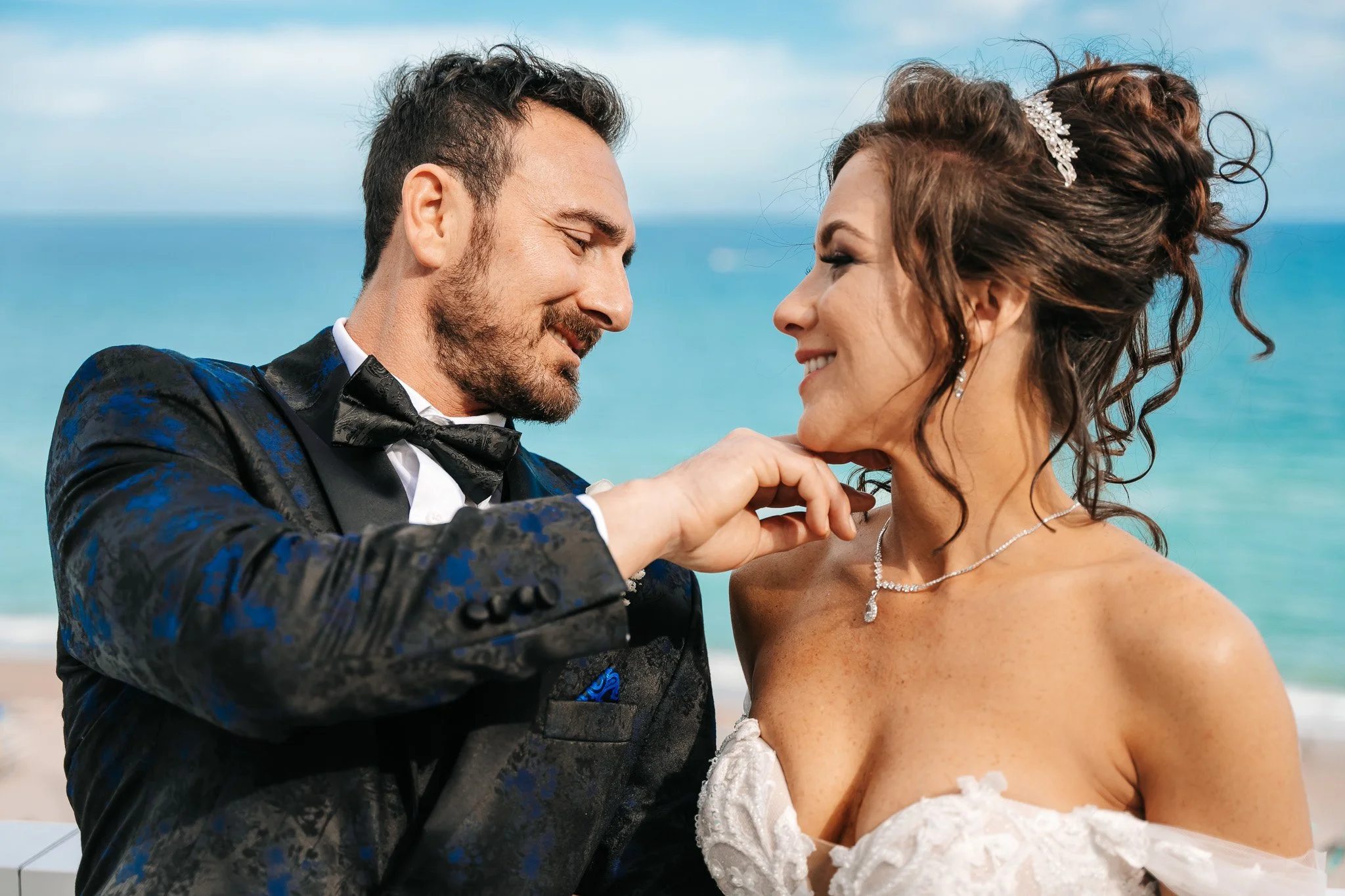 Caroline_Noah_Margaritaville_Beach_resort_Hollywood_Wedding-387.jpg