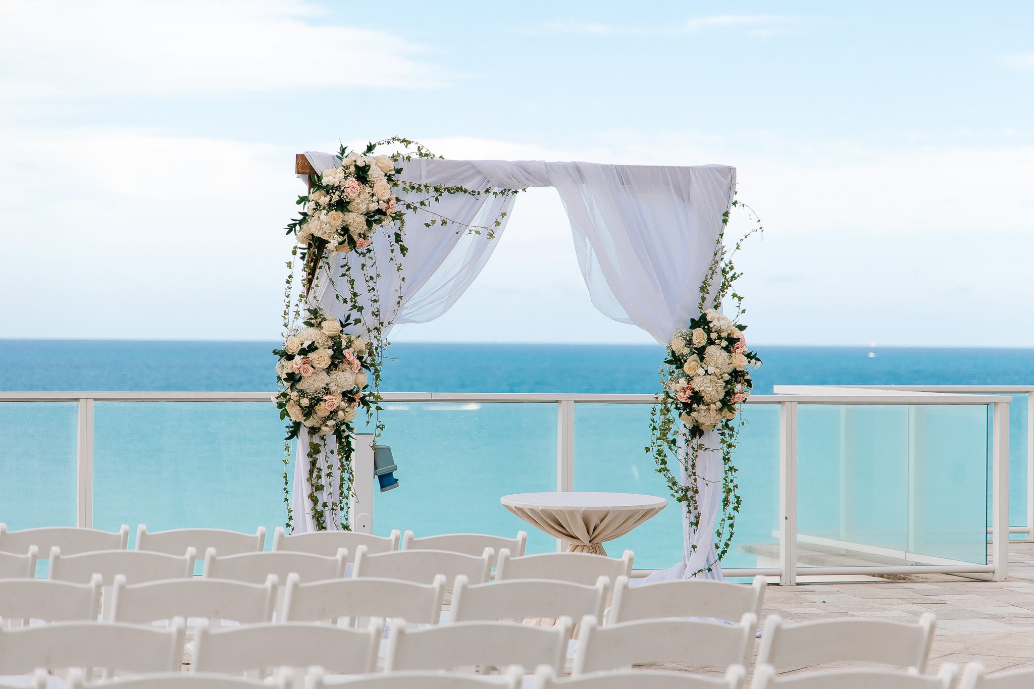 Caroline_Noah_Margaritaville_Beach_resort_Hollywood_Wedding-455.jpg