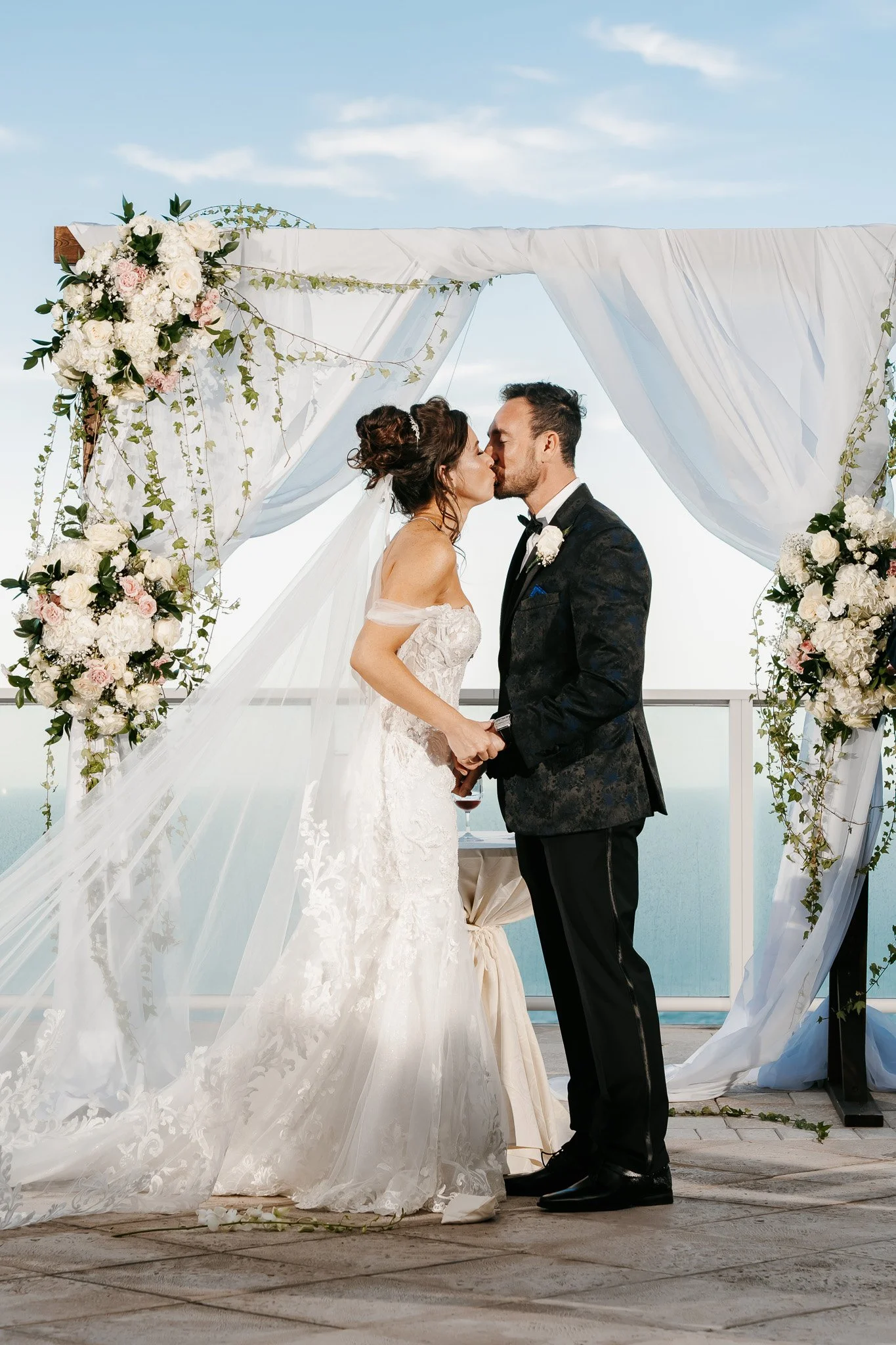 Caroline_Noah_Margaritaville_Beach_resort_Hollywood_Wedding-784.jpg