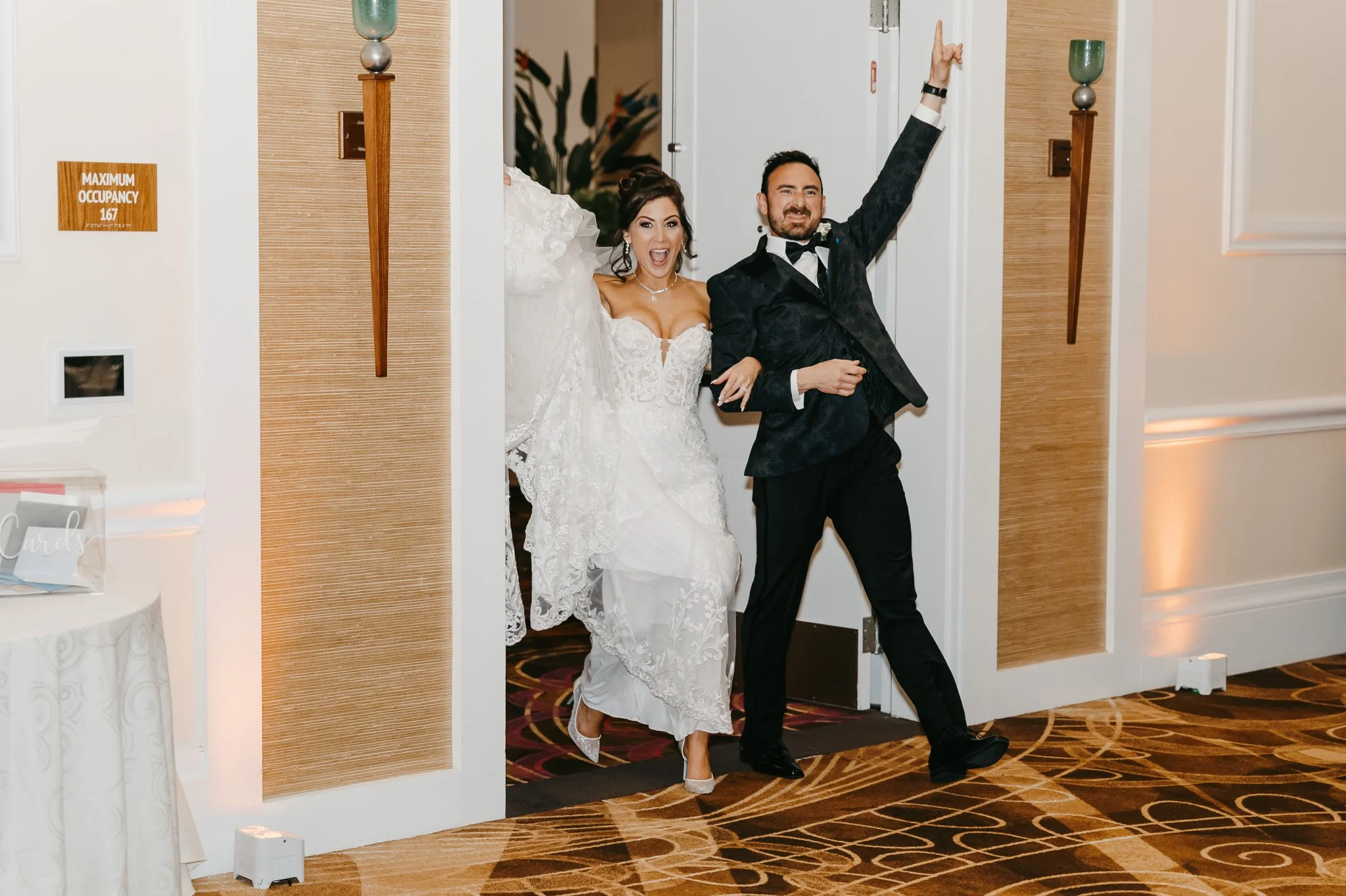Caroline_Noah_Margaritaville_Beach_resort_Hollywood_Wedding-1026.jpg
