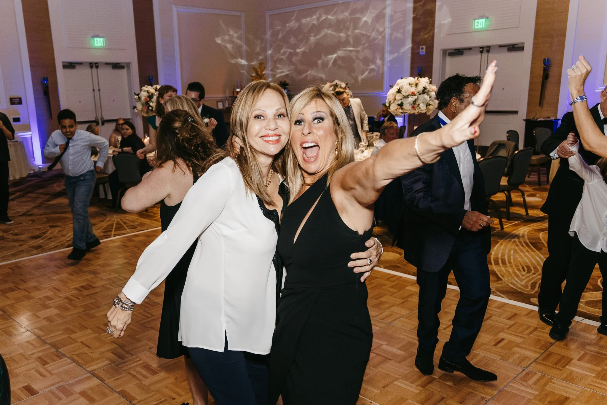 Caroline_Noah_Margaritaville_Beach_resort_Hollywood_Wedding-1167.jpg