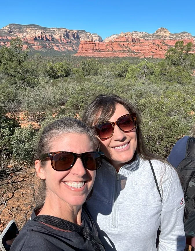 Womens wellness yoga retreat Arizona hiking selfie
