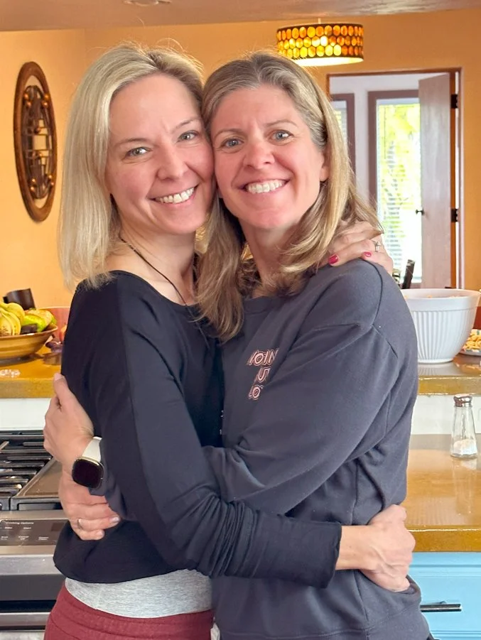 Womens wellness yoga retreat Arizona - Jenn Menzer and Tara Mazanec hug