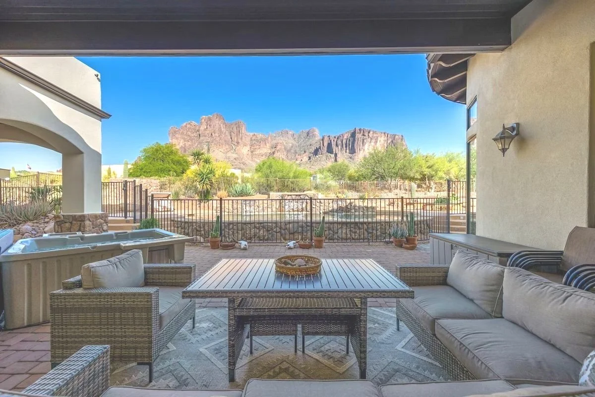 Tara Mazanec Jenn Menzer Yoga Retreat Patio at retreat spot in Arizona