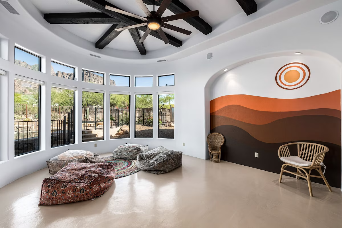 Tara Mazanec Jenn Menzer Yoga Retreat Relaxation Meditation Room