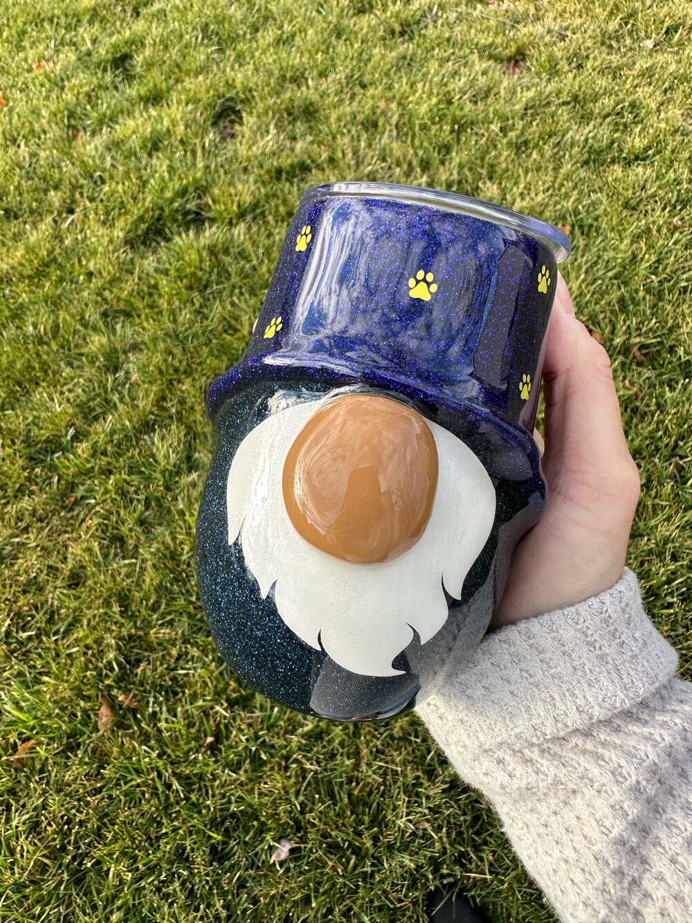 Fuzzy Gnome Easter Tumbler (T173) – Swiit Creations